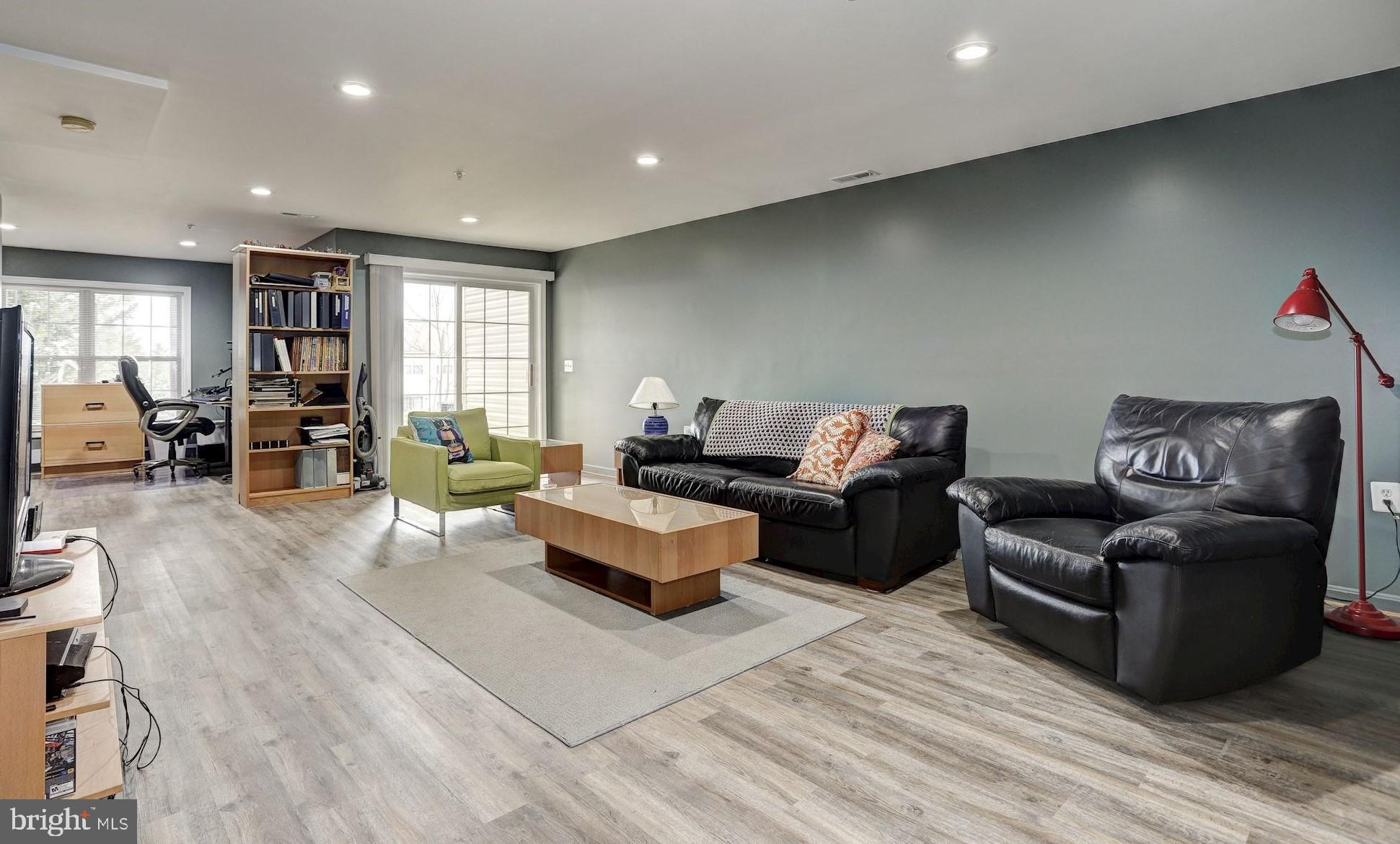 MONMOUTH MEADOWS - Residential