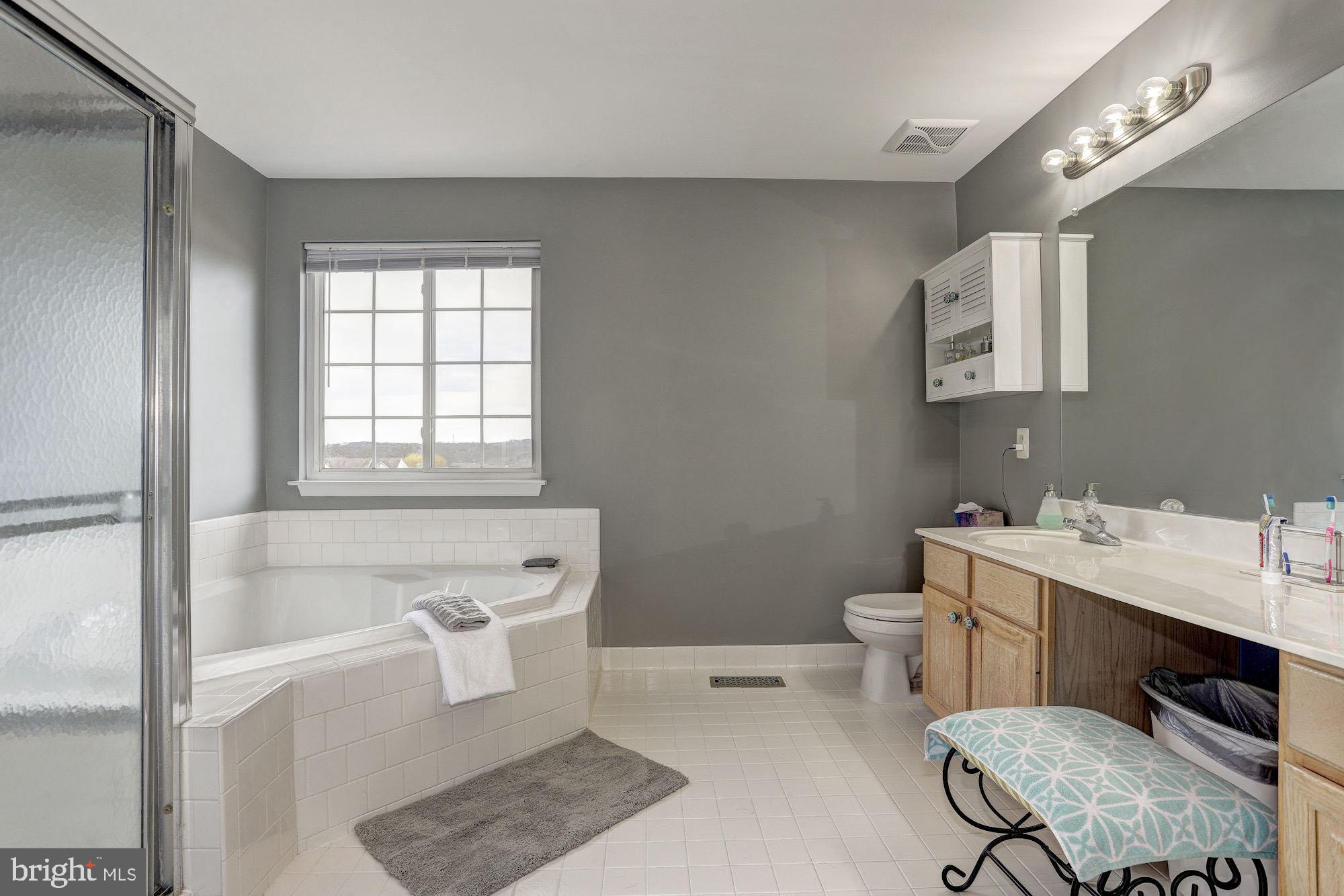 MONMOUTH MEADOWS - Residential