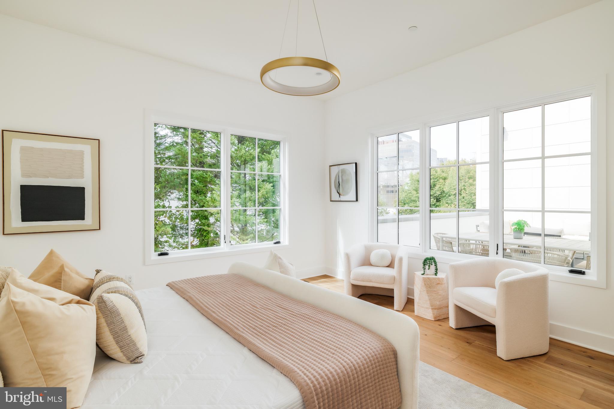 CHEVY CHASE - Residential