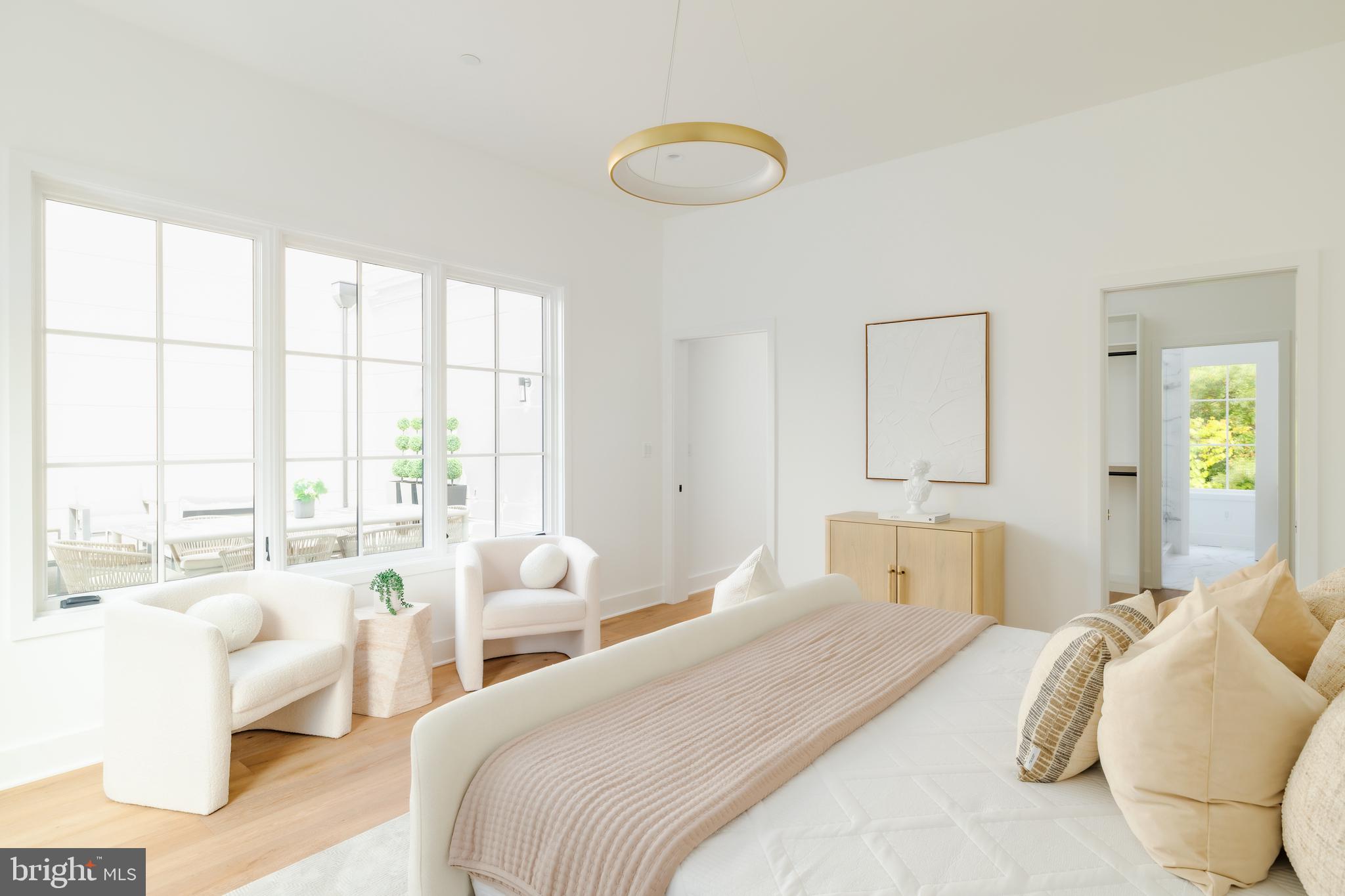 CHEVY CHASE - Residential