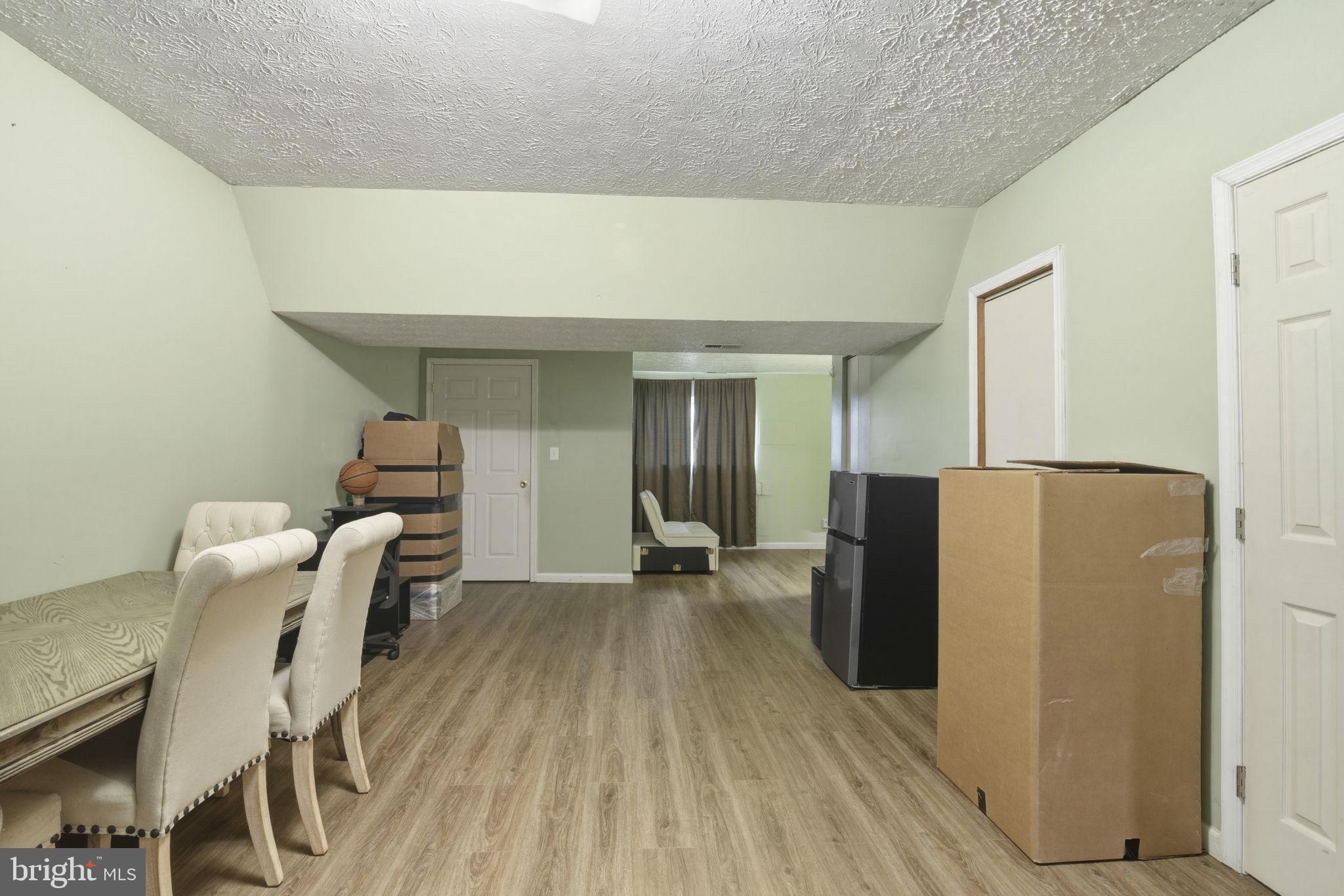 ACADEMY ACRES - Residential