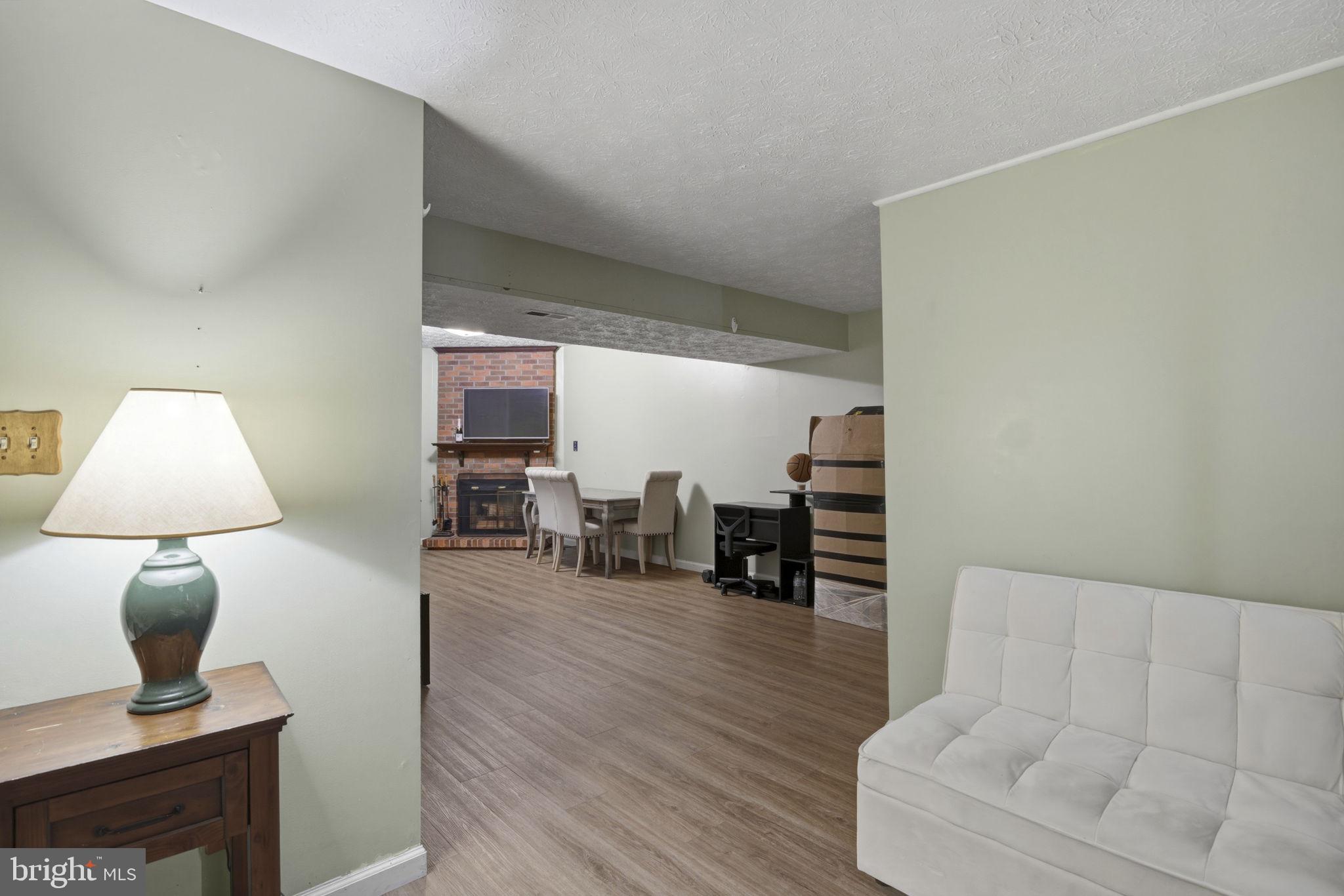 ACADEMY ACRES - Residential