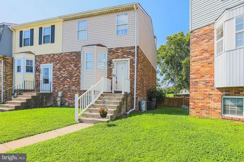 138 HIGHSHIRE COURT DUNDALK MD 21222