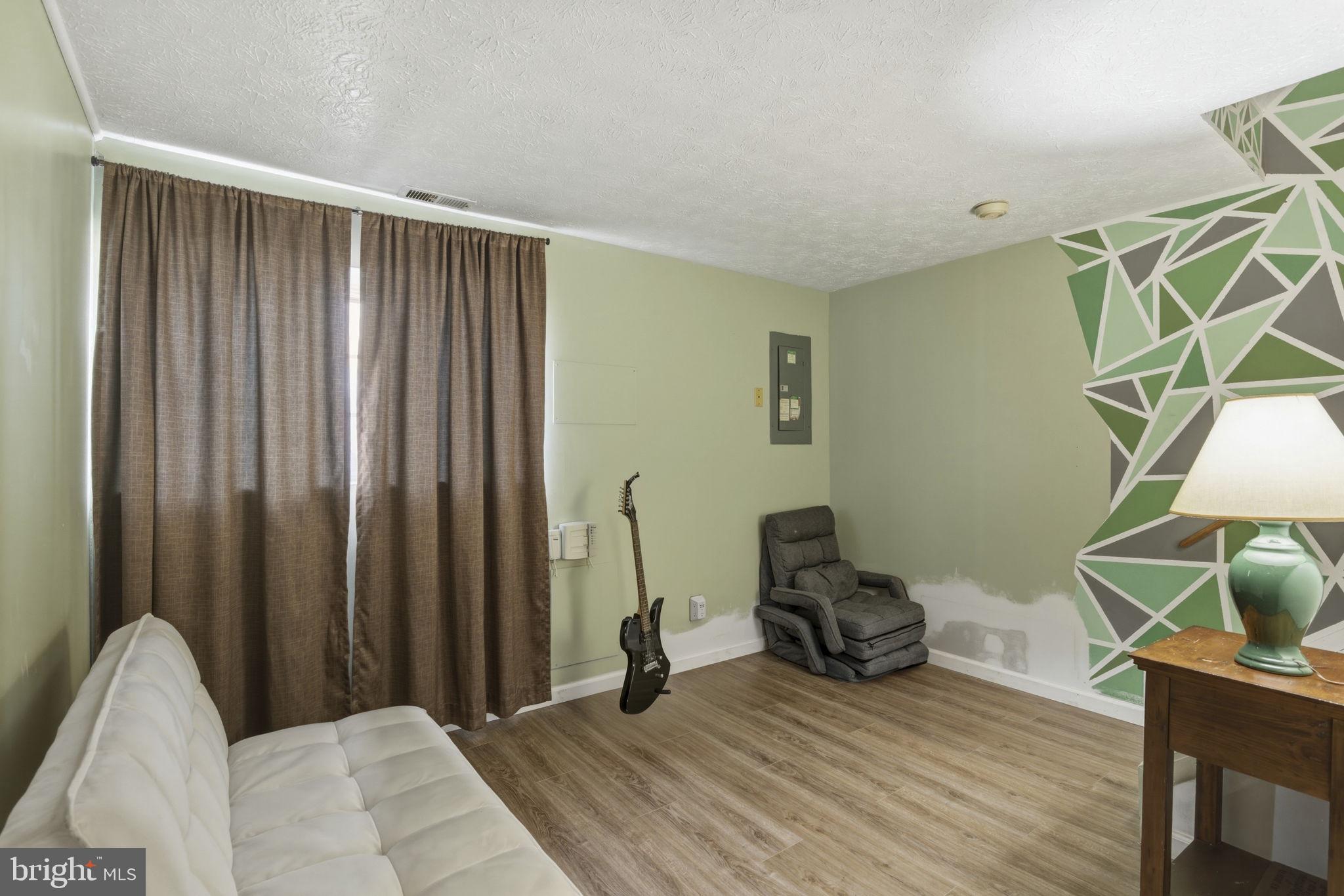 ACADEMY ACRES - Residential