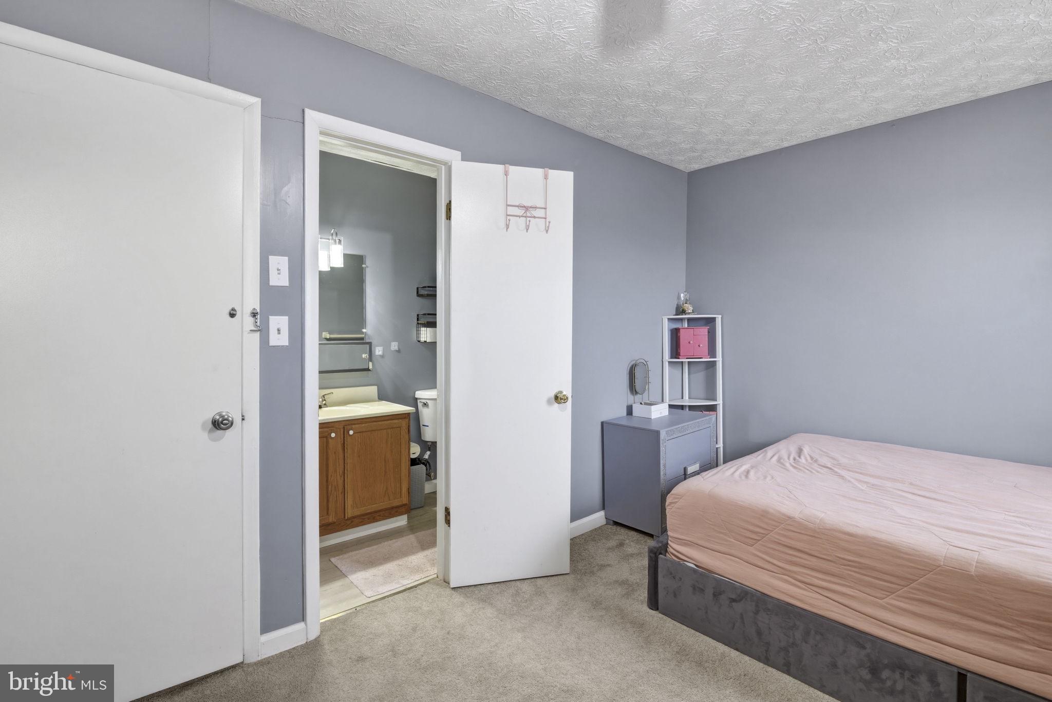 ACADEMY ACRES - Residential