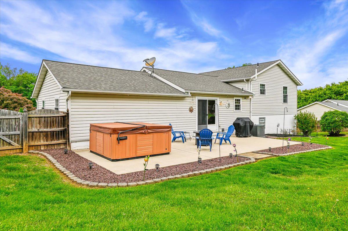 PARK AVE ESTATES - Residential