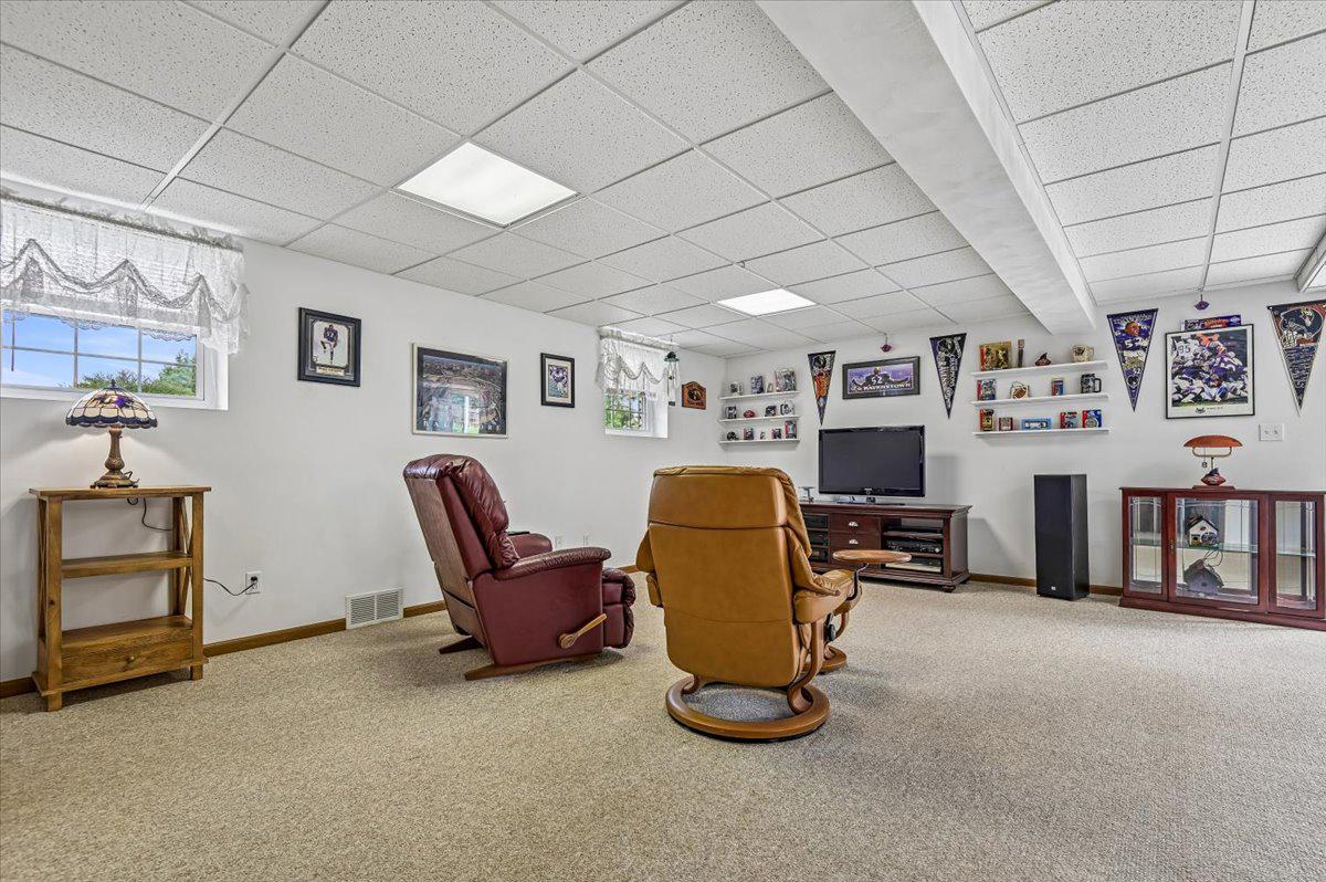 PARK AVE ESTATES - Residential