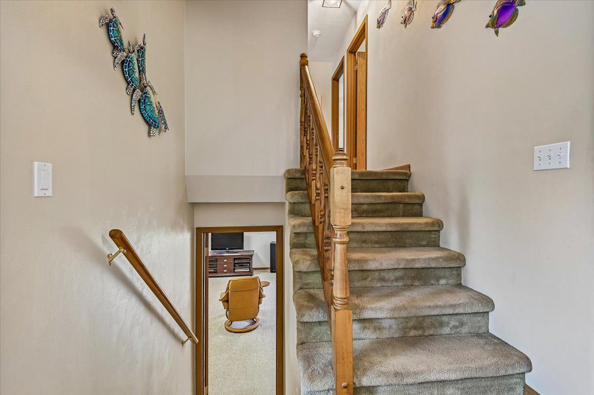 PARK AVE ESTATES - Residential