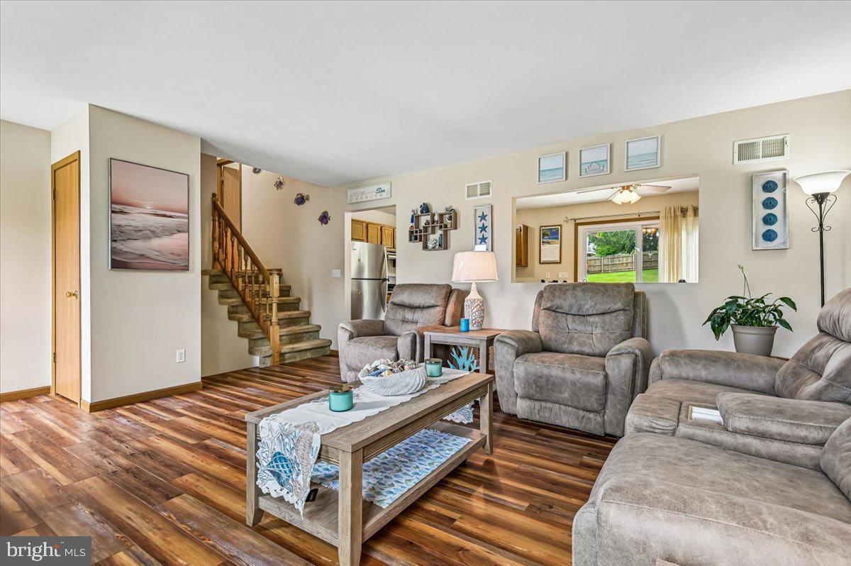 PARK AVE ESTATES - Residential