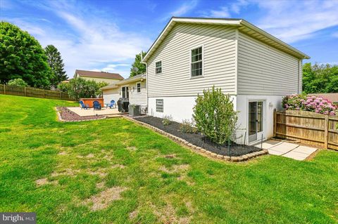 Tiny photo for 2813 Brougham Court, MANCHESTER, MD 21102 (MLS # MDCR2034732)