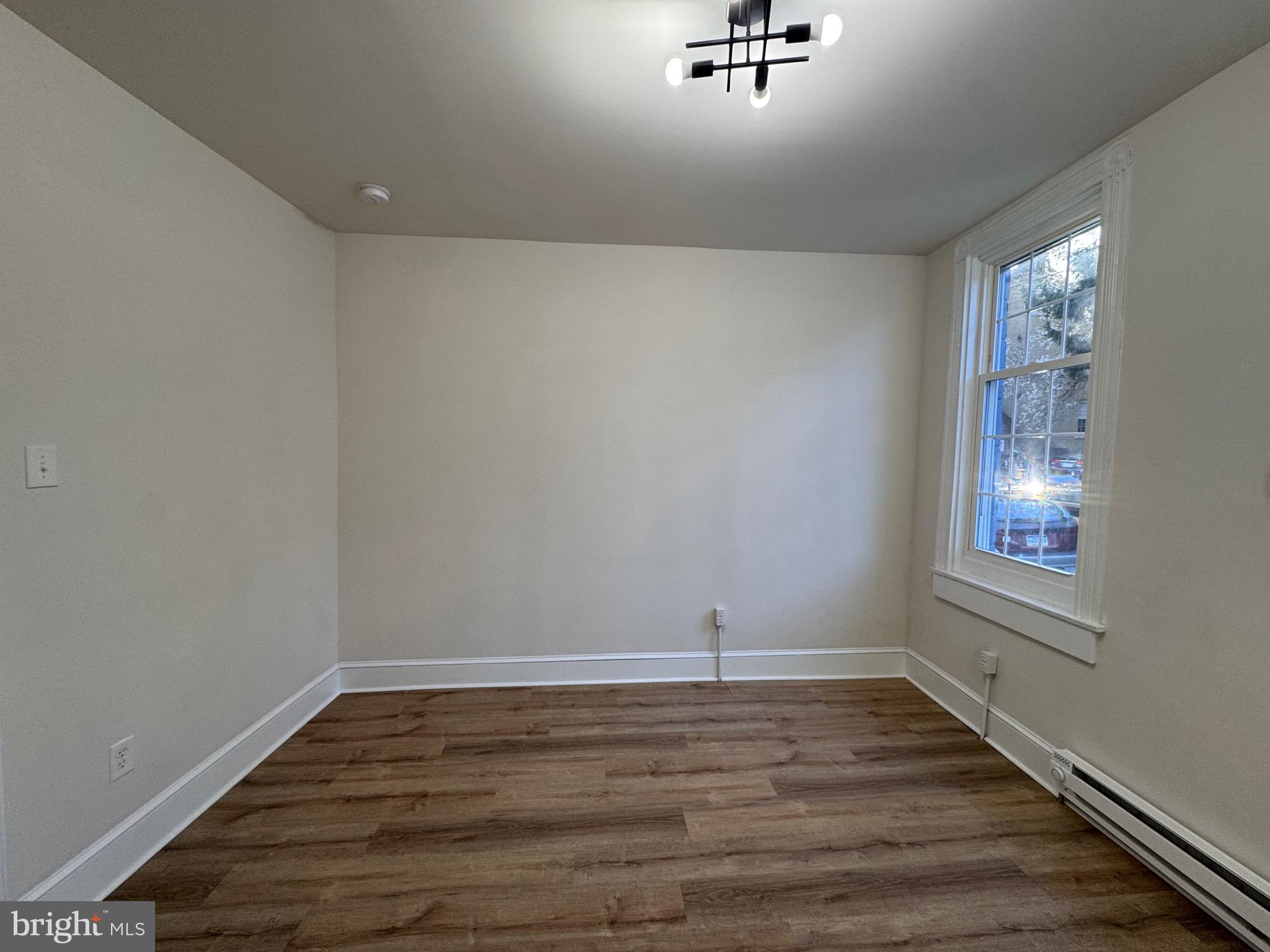 CABBAGE HILL - Residential Lease