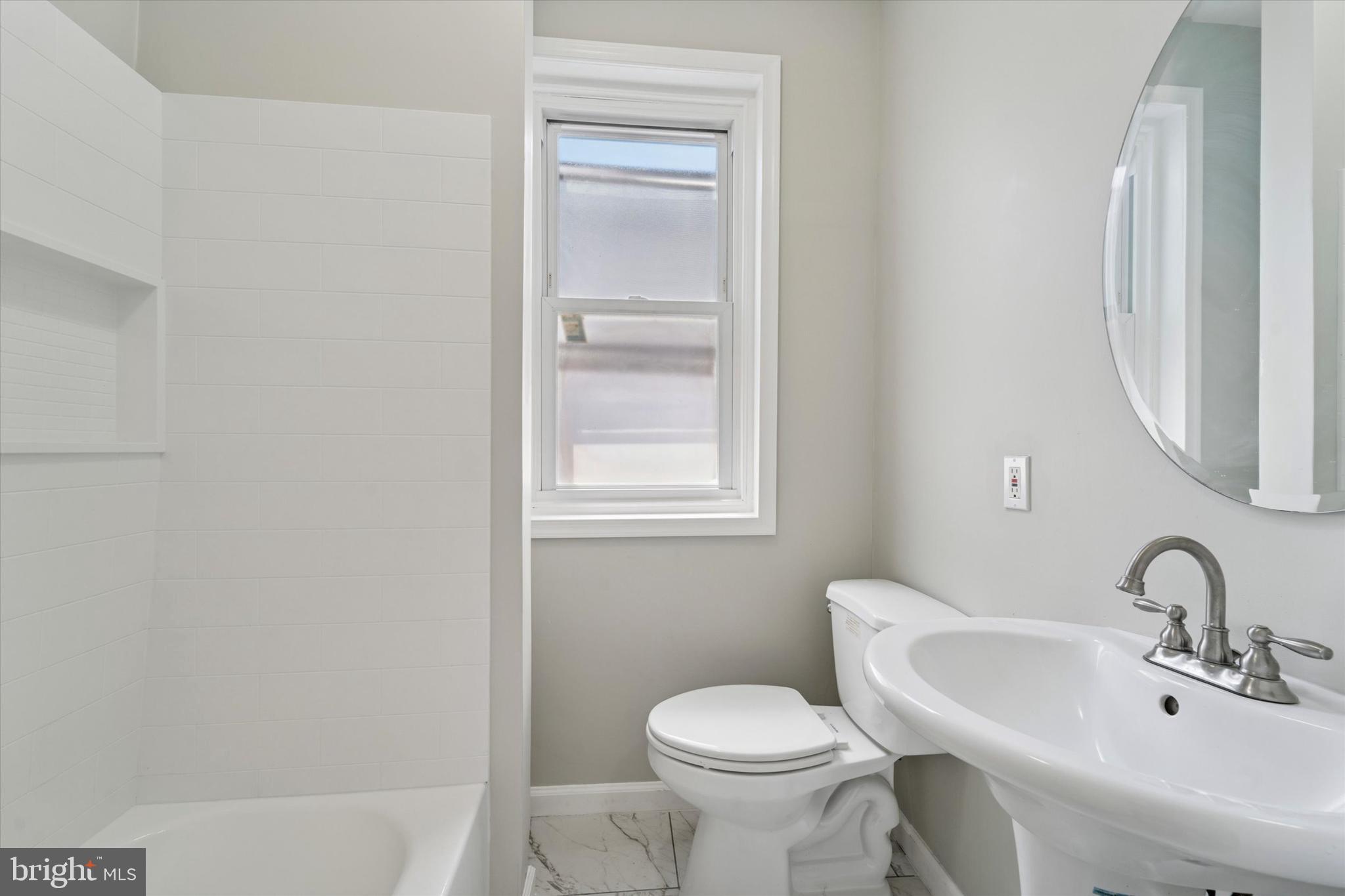 KENSINGTON - Residential