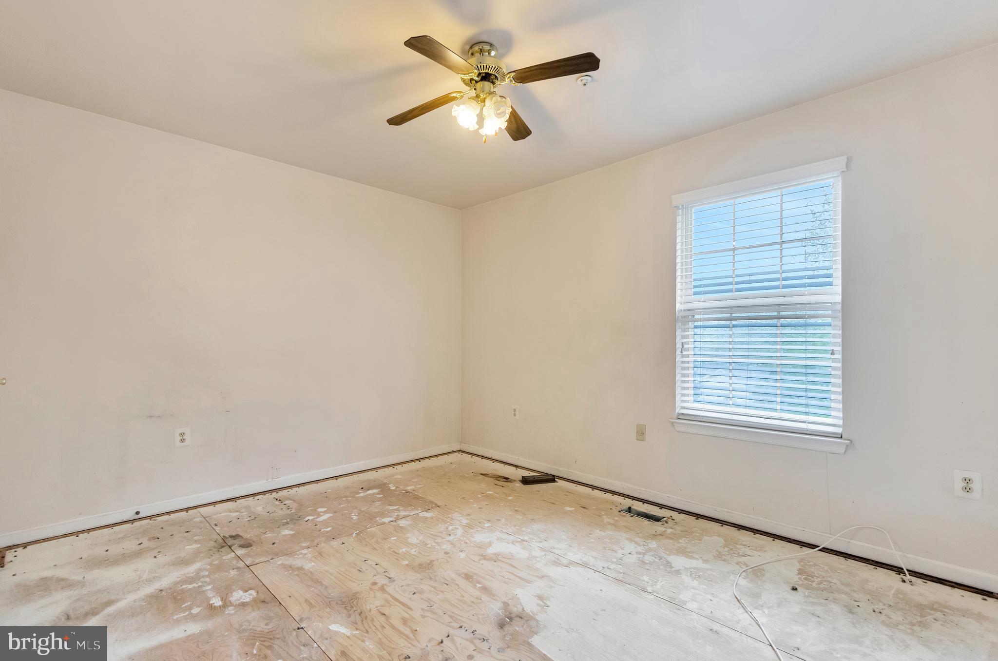 CHELTENHAM WOODS - Residential