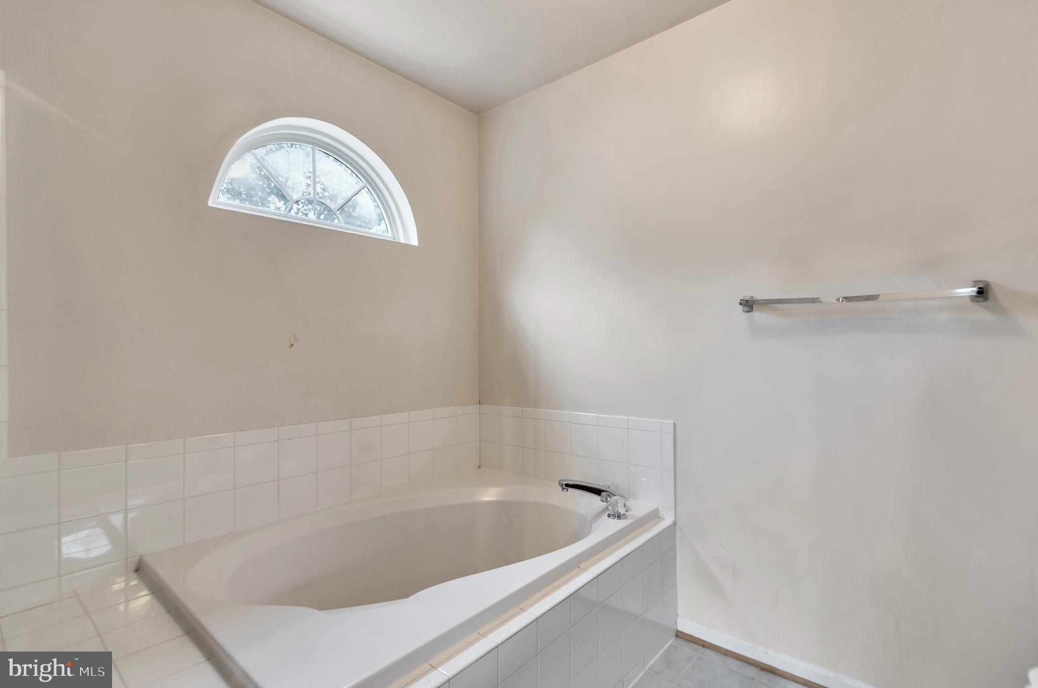 CHELTENHAM WOODS - Residential