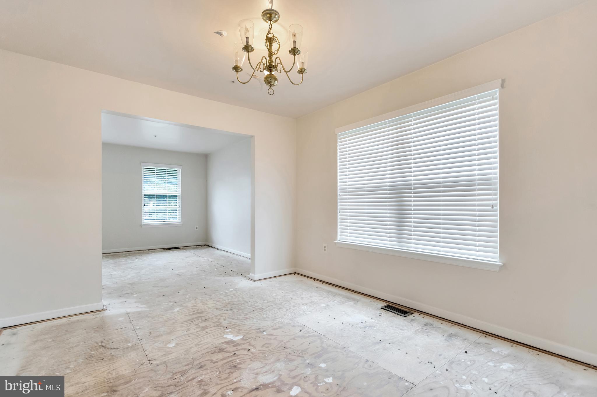 CHELTENHAM WOODS - Residential