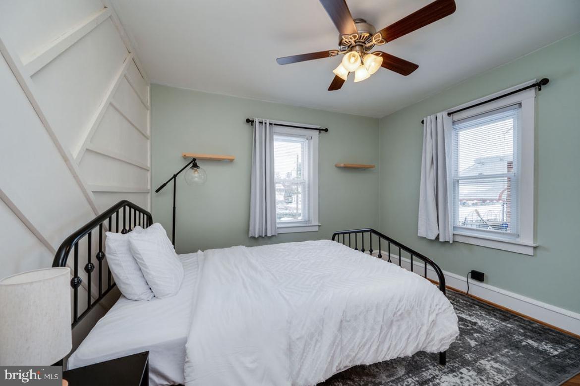 WEST LAWN - Residential