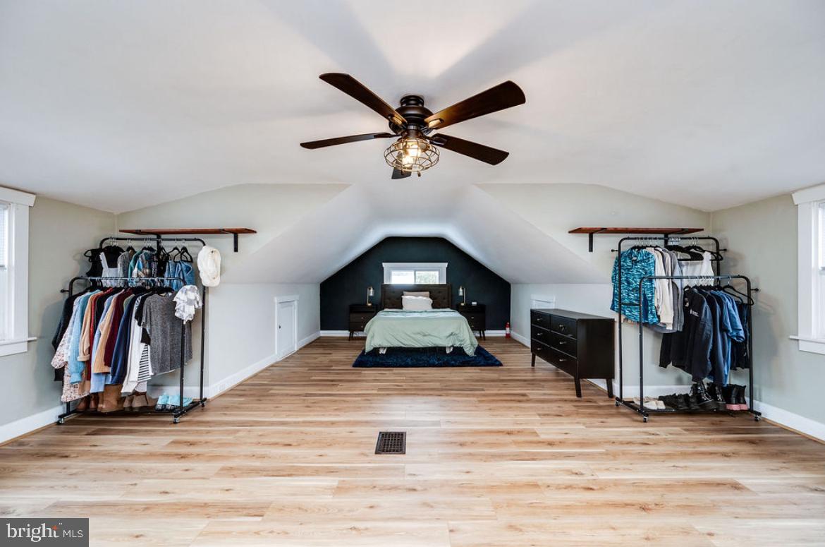 WEST LAWN - Residential