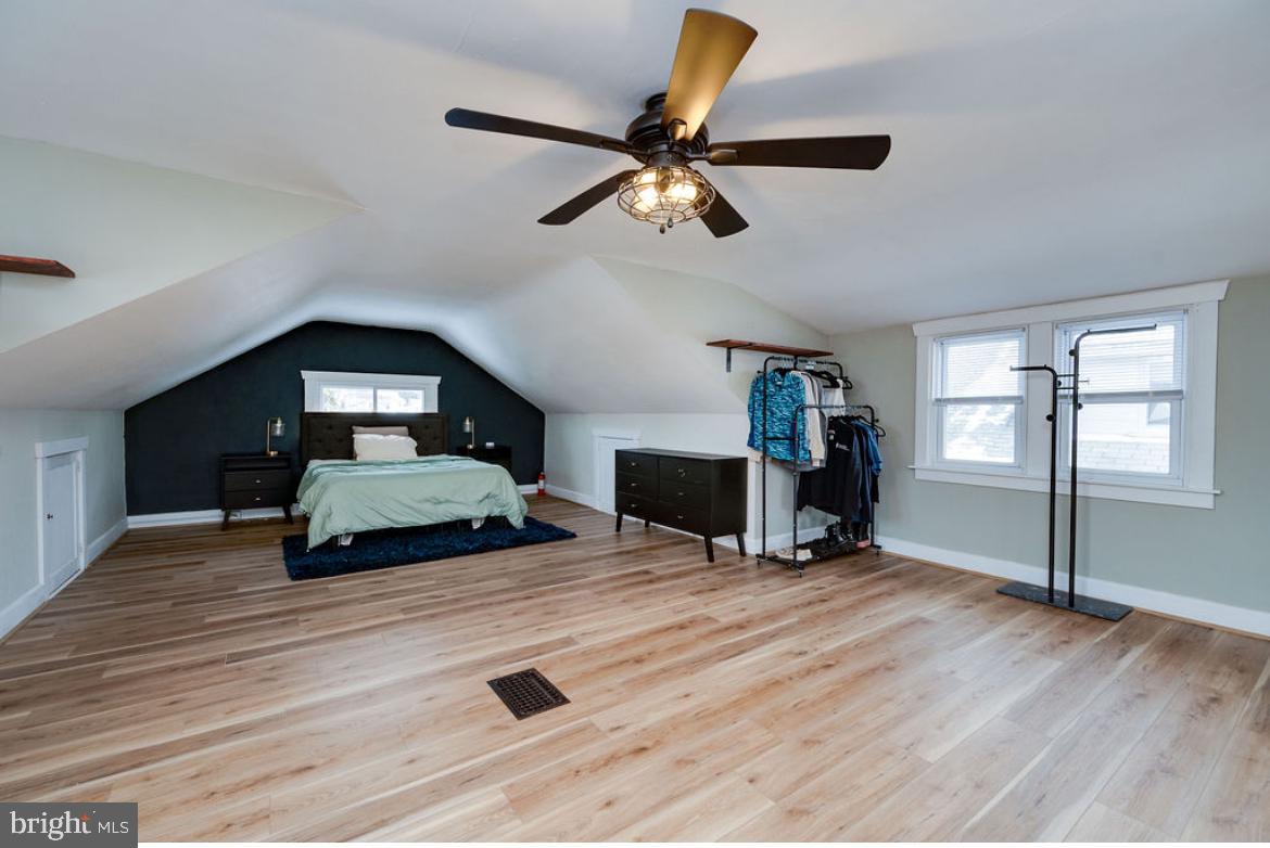 WEST LAWN - Residential