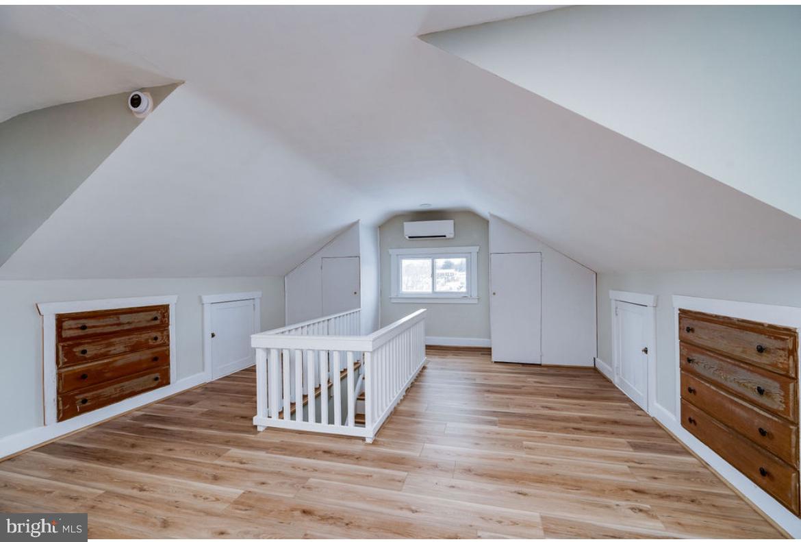 WEST LAWN - Residential