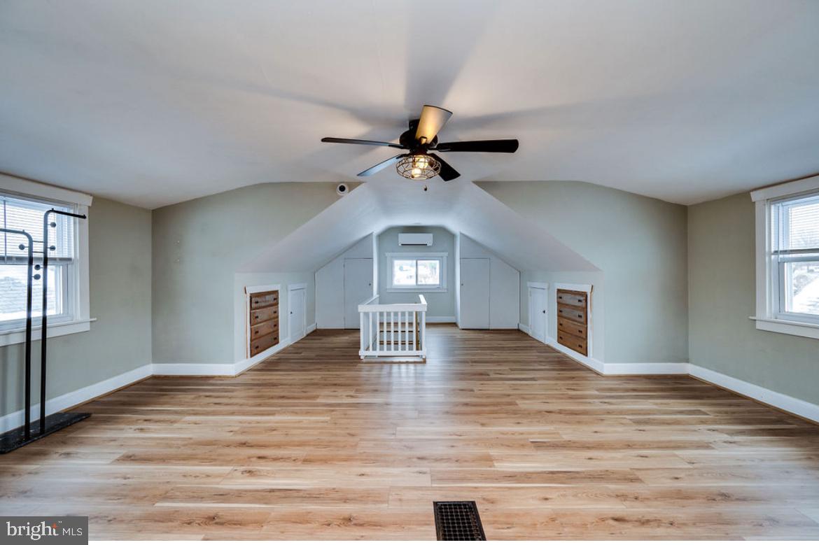 WEST LAWN - Residential