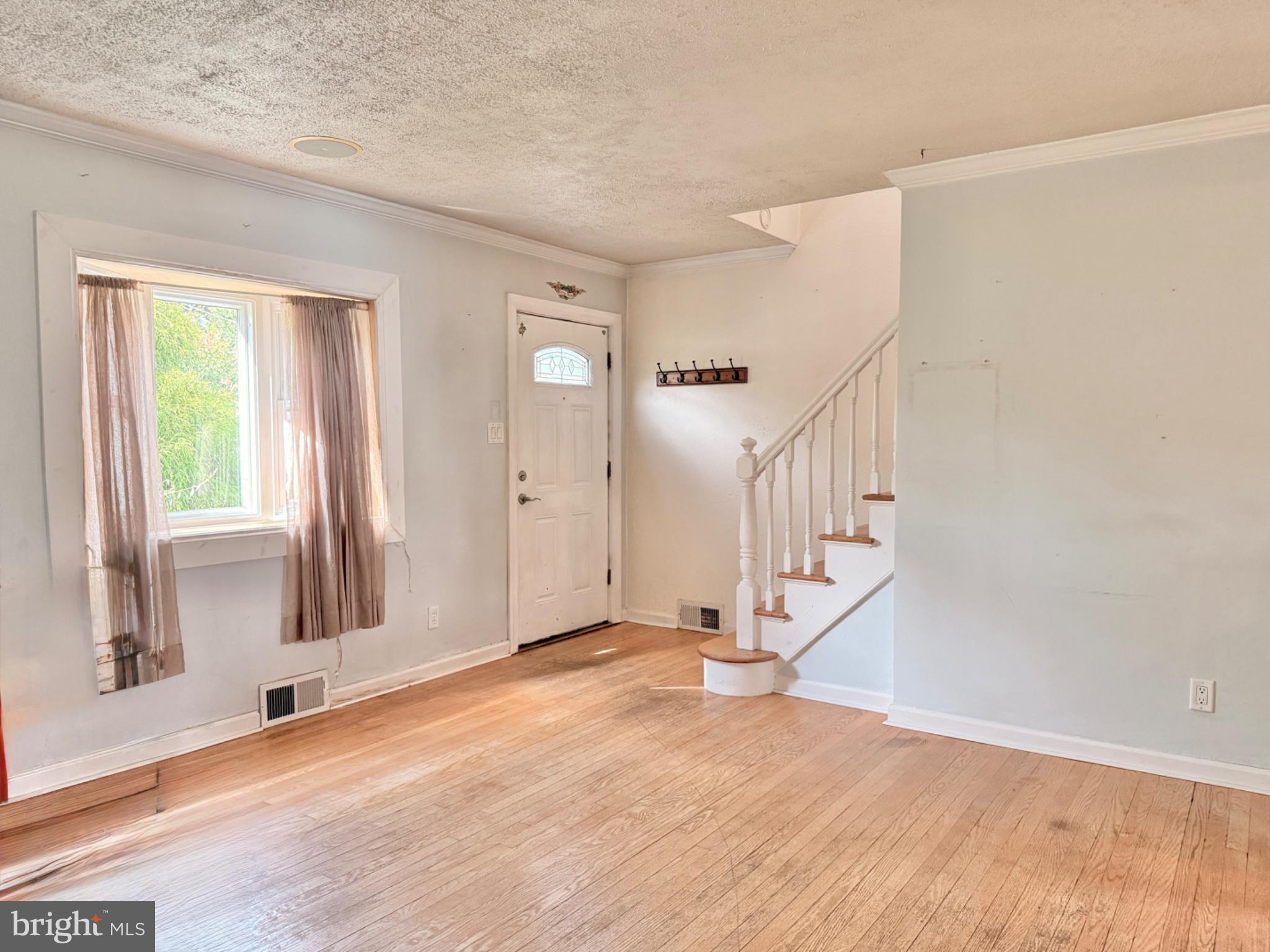 17 BERGEN AVENUE