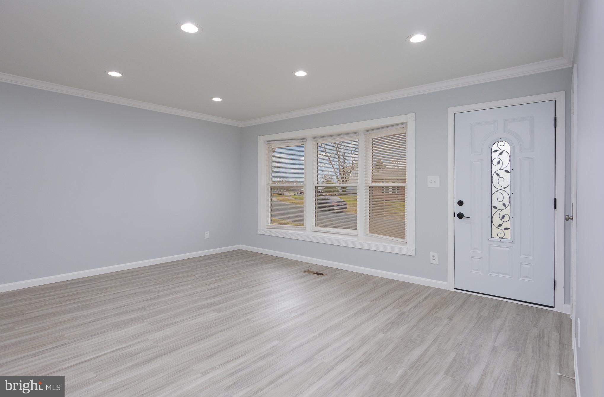 EDGE MEAD - Residential