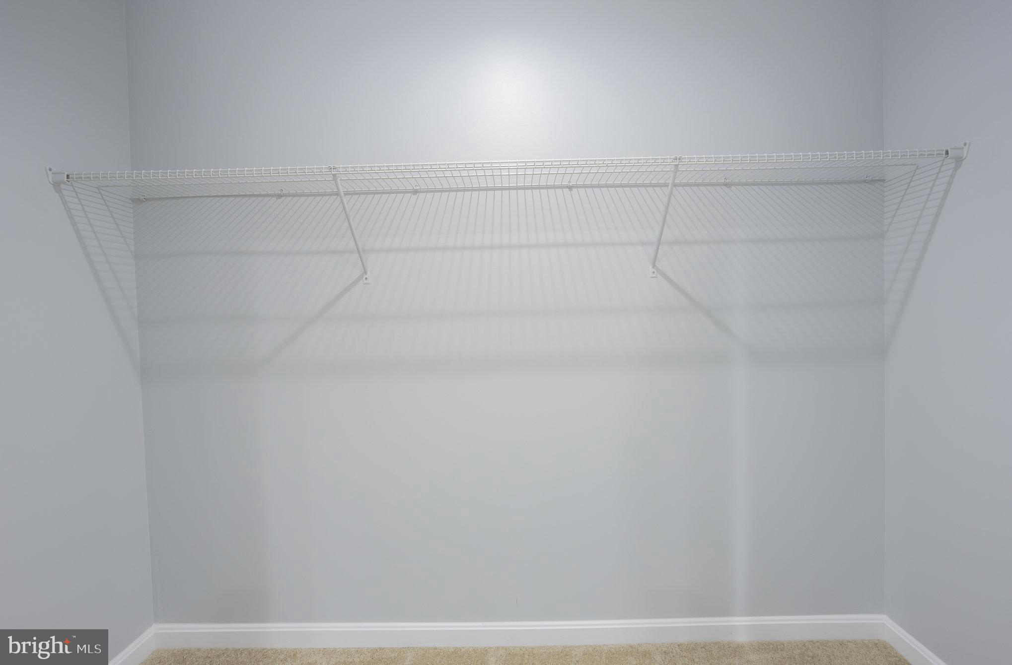 EDGE MEAD - Residential