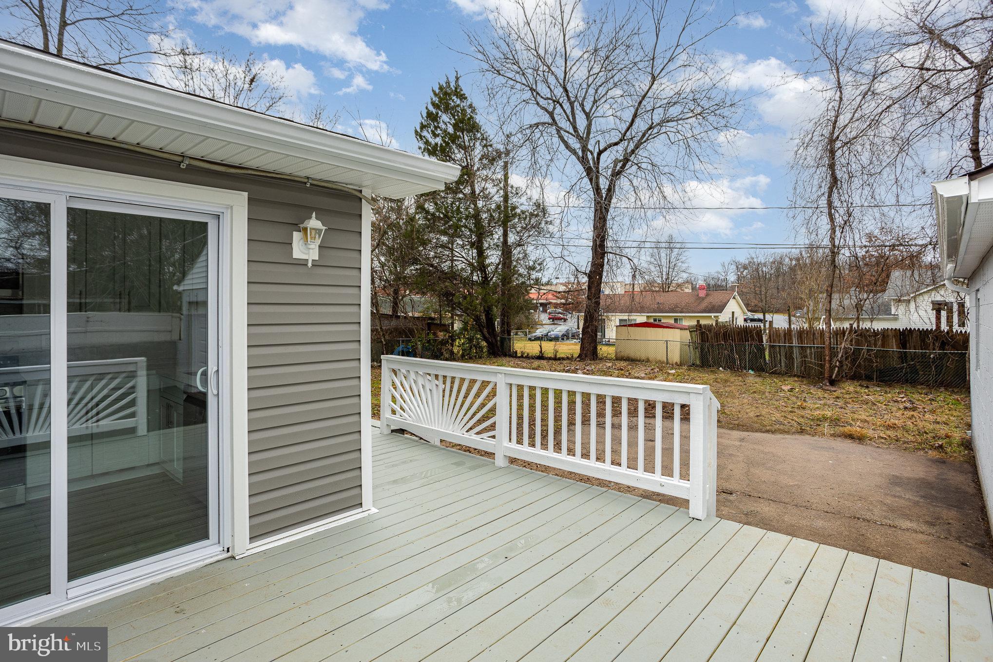 EDGE MEAD - Residential