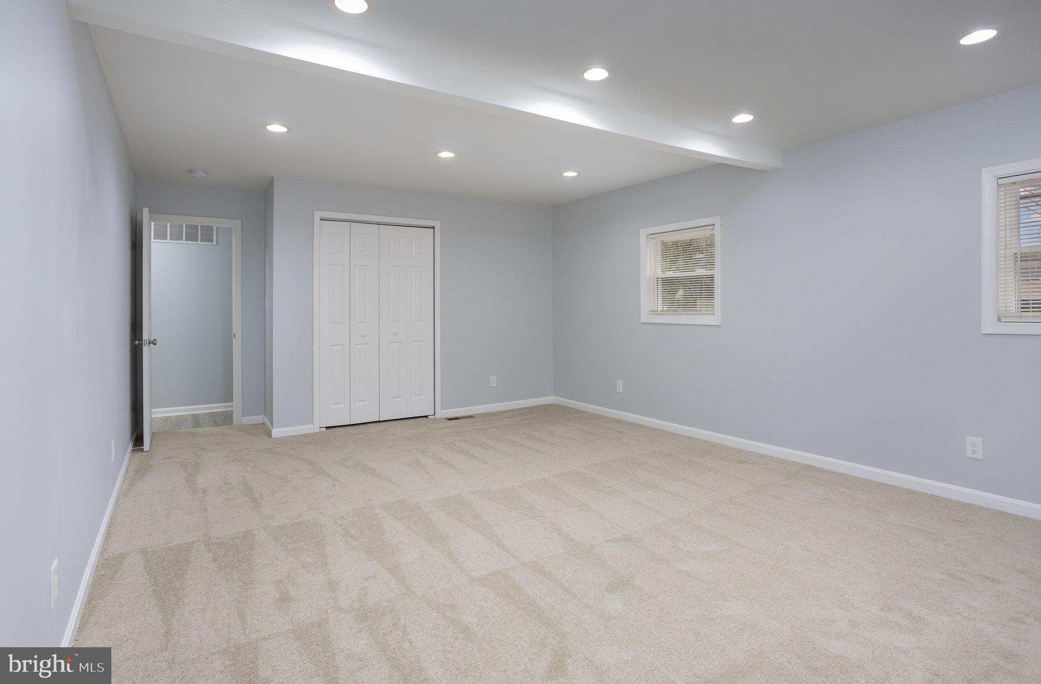 EDGE MEAD - Residential