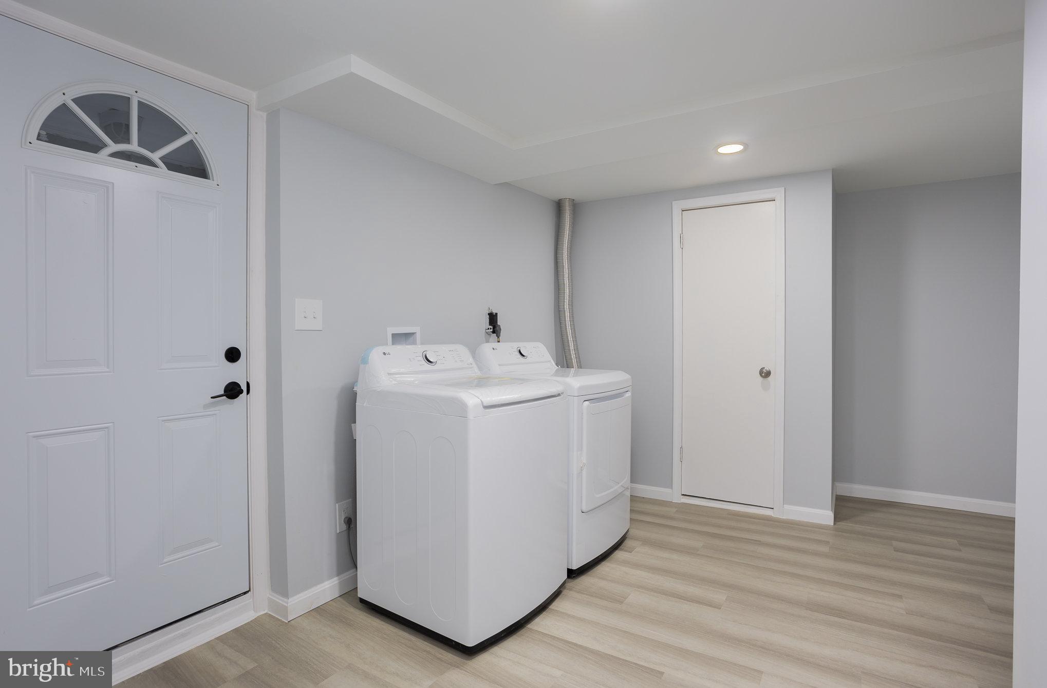 EDGE MEAD - Residential