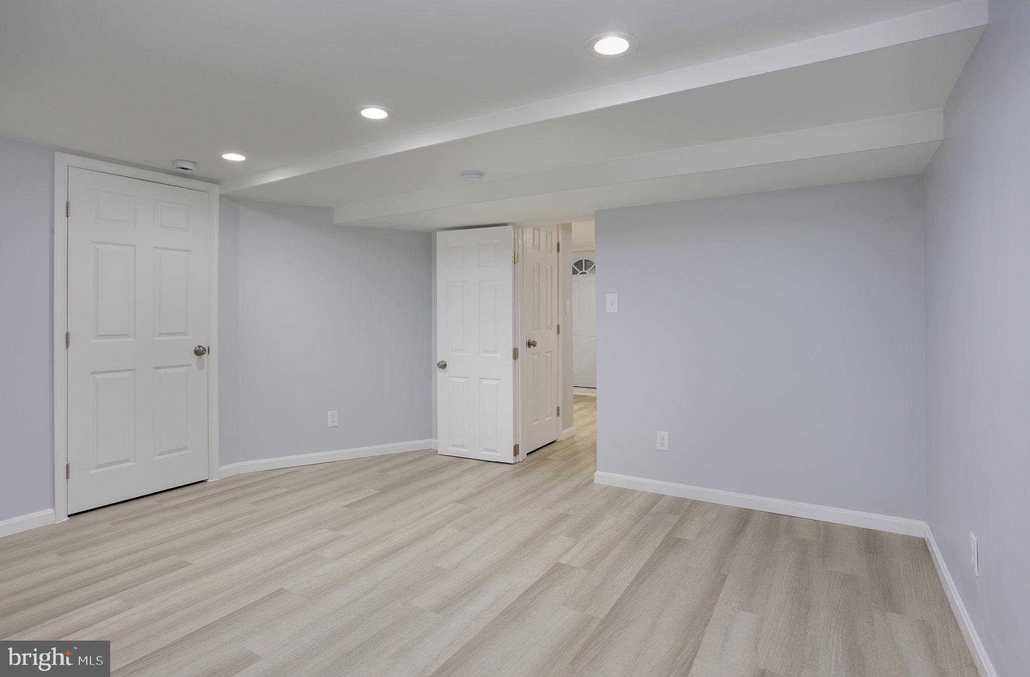 EDGE MEAD - Residential