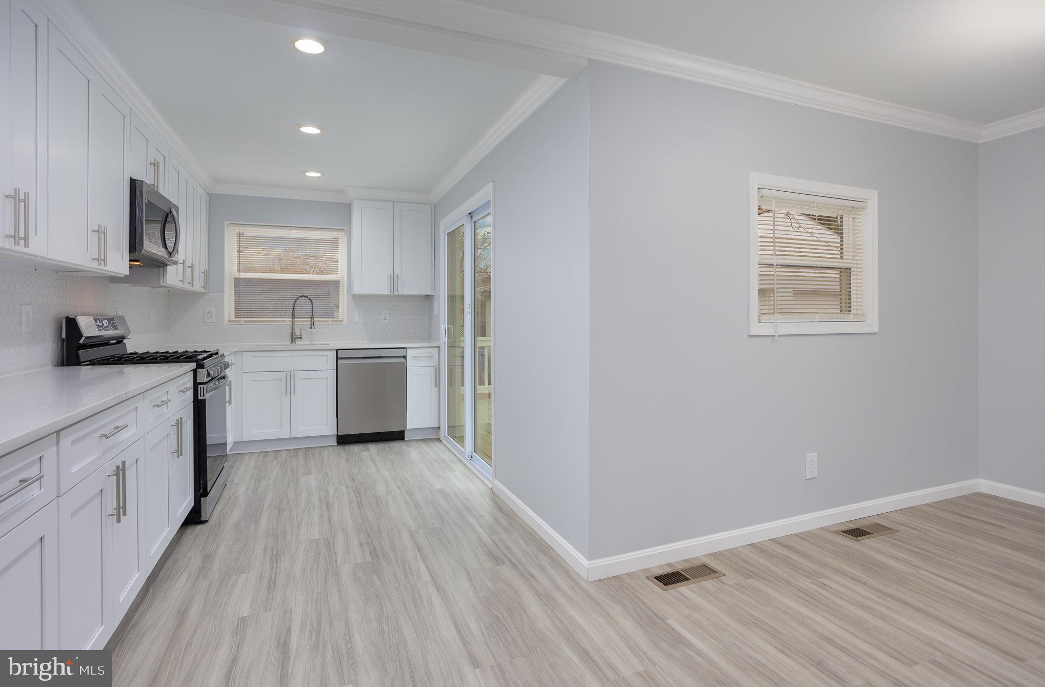 EDGE MEAD - Residential