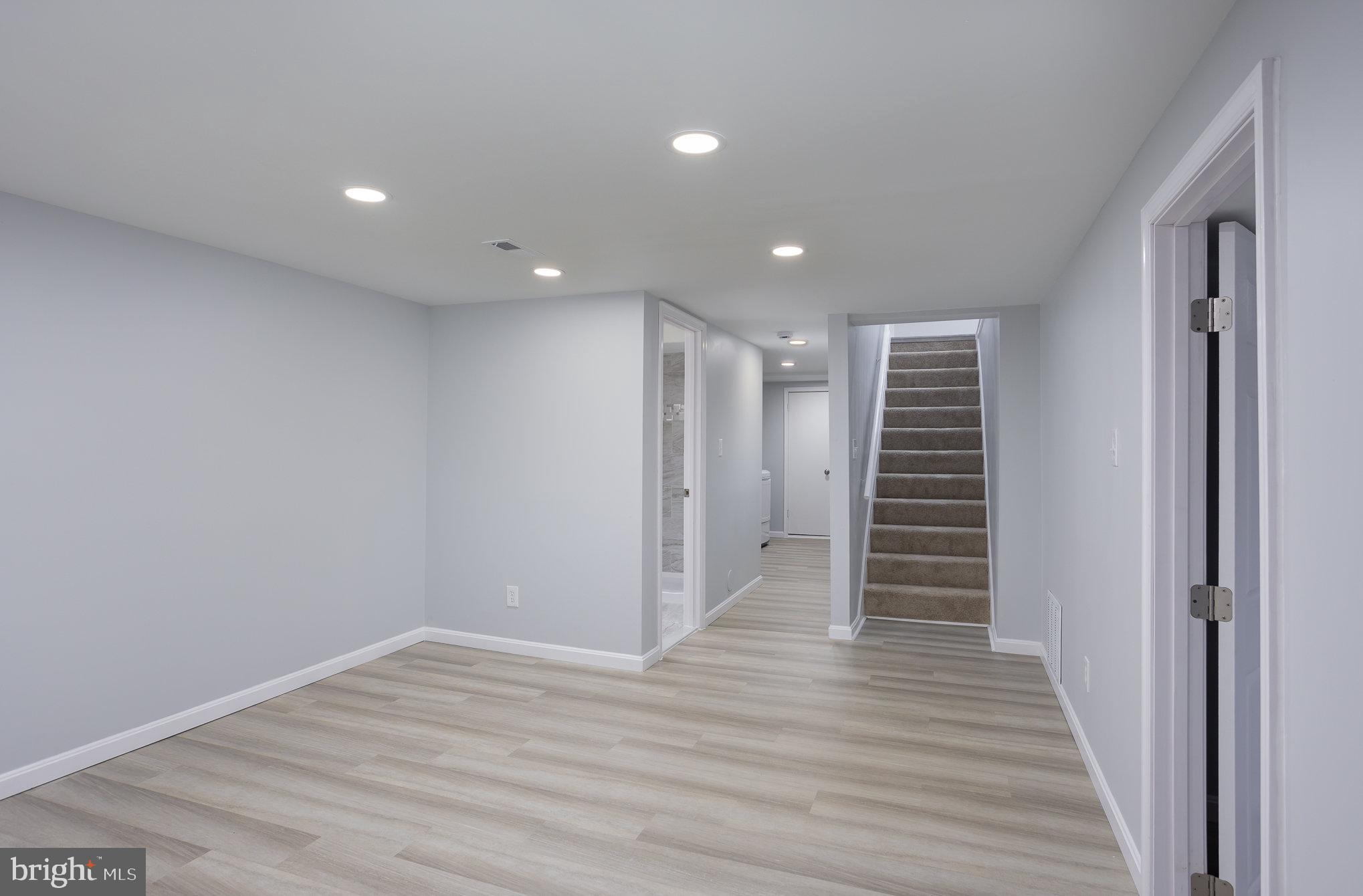 EDGE MEAD - Residential