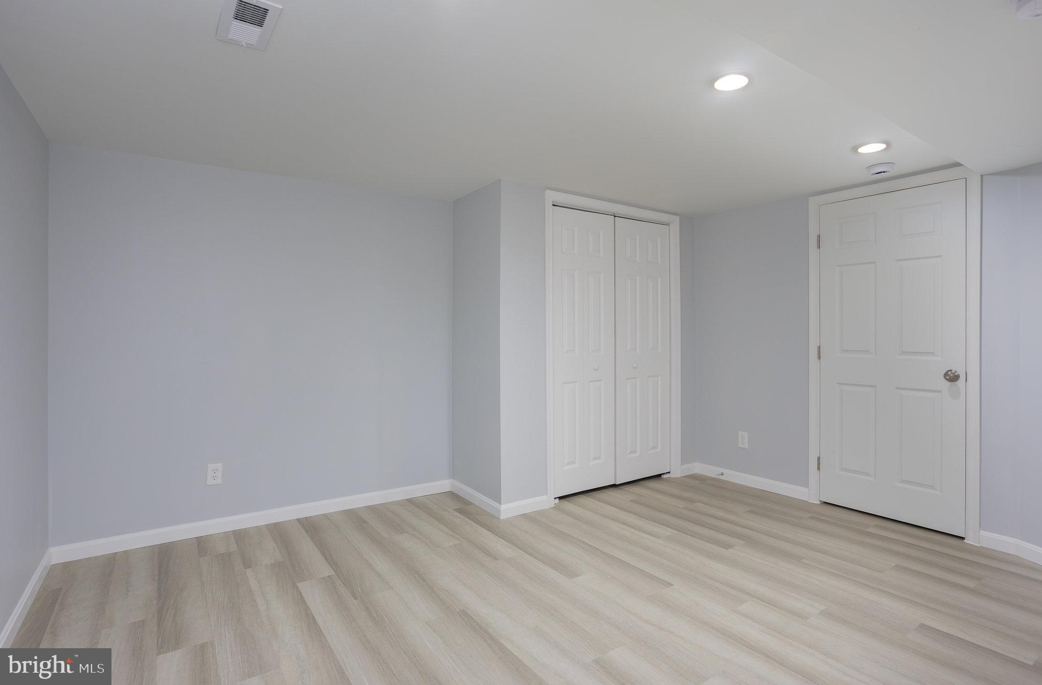 EDGE MEAD - Residential