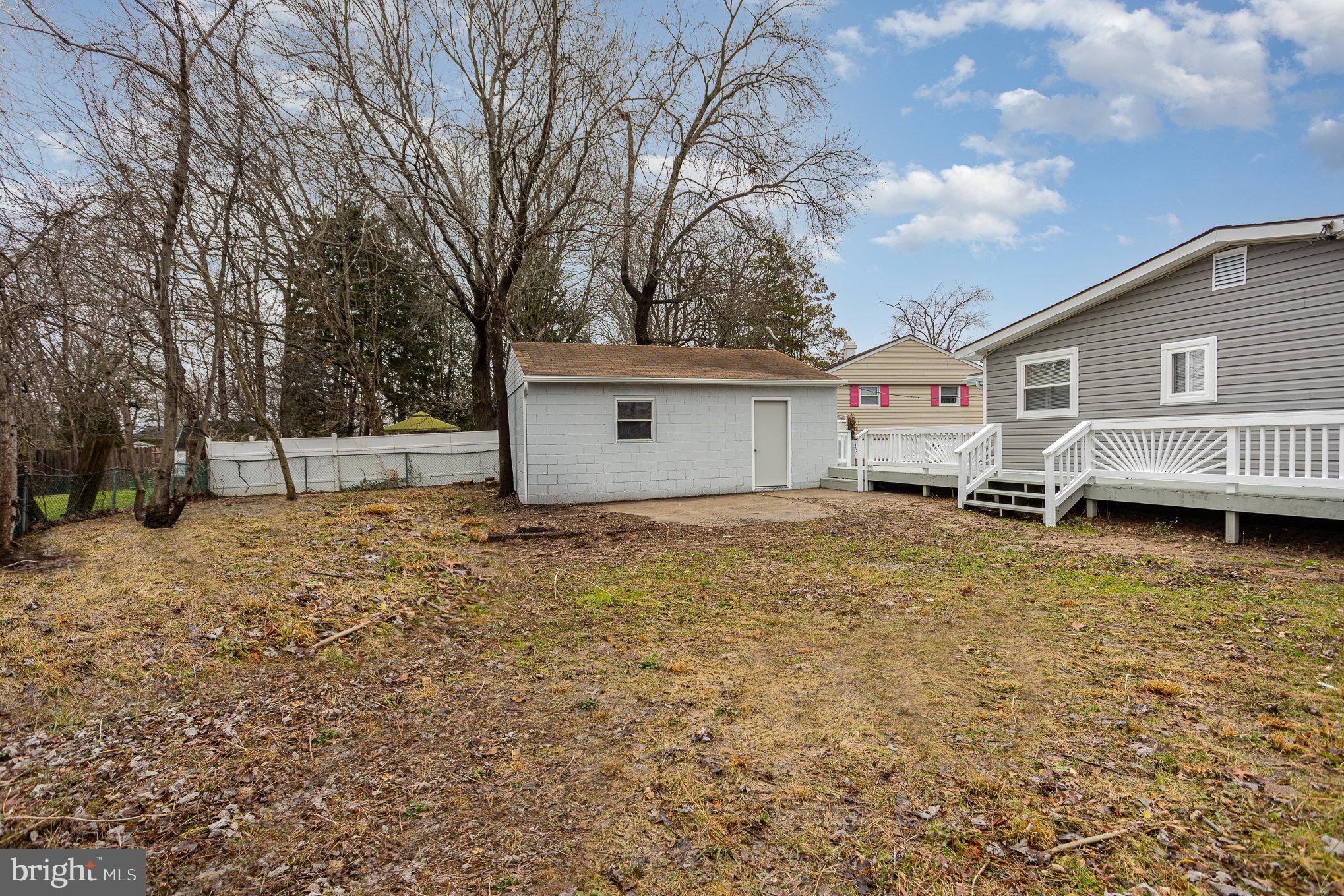 EDGE MEAD - Residential