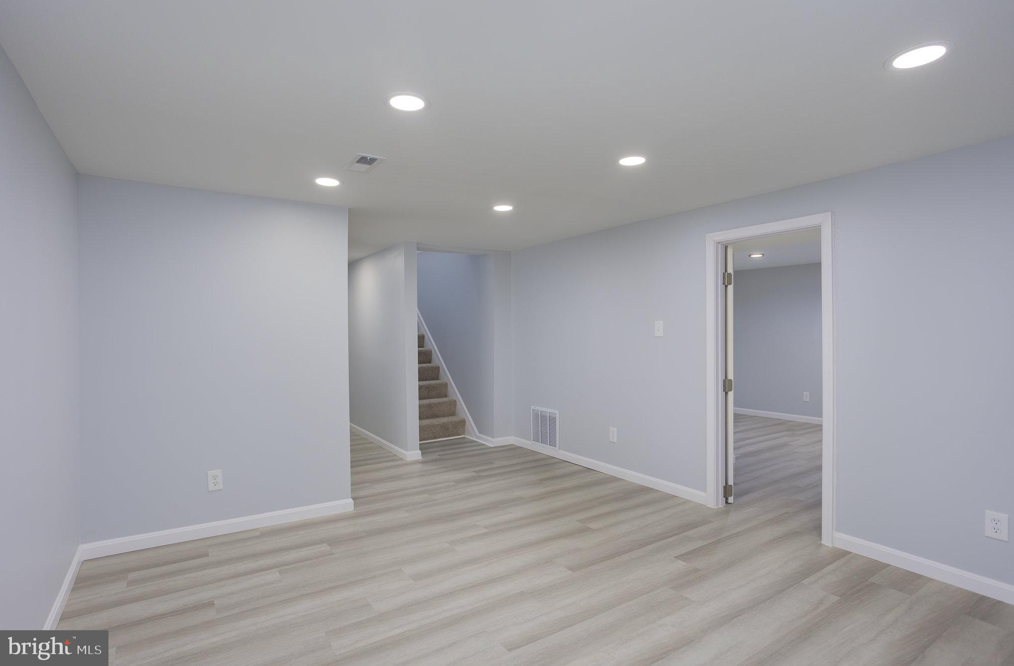 EDGE MEAD - Residential