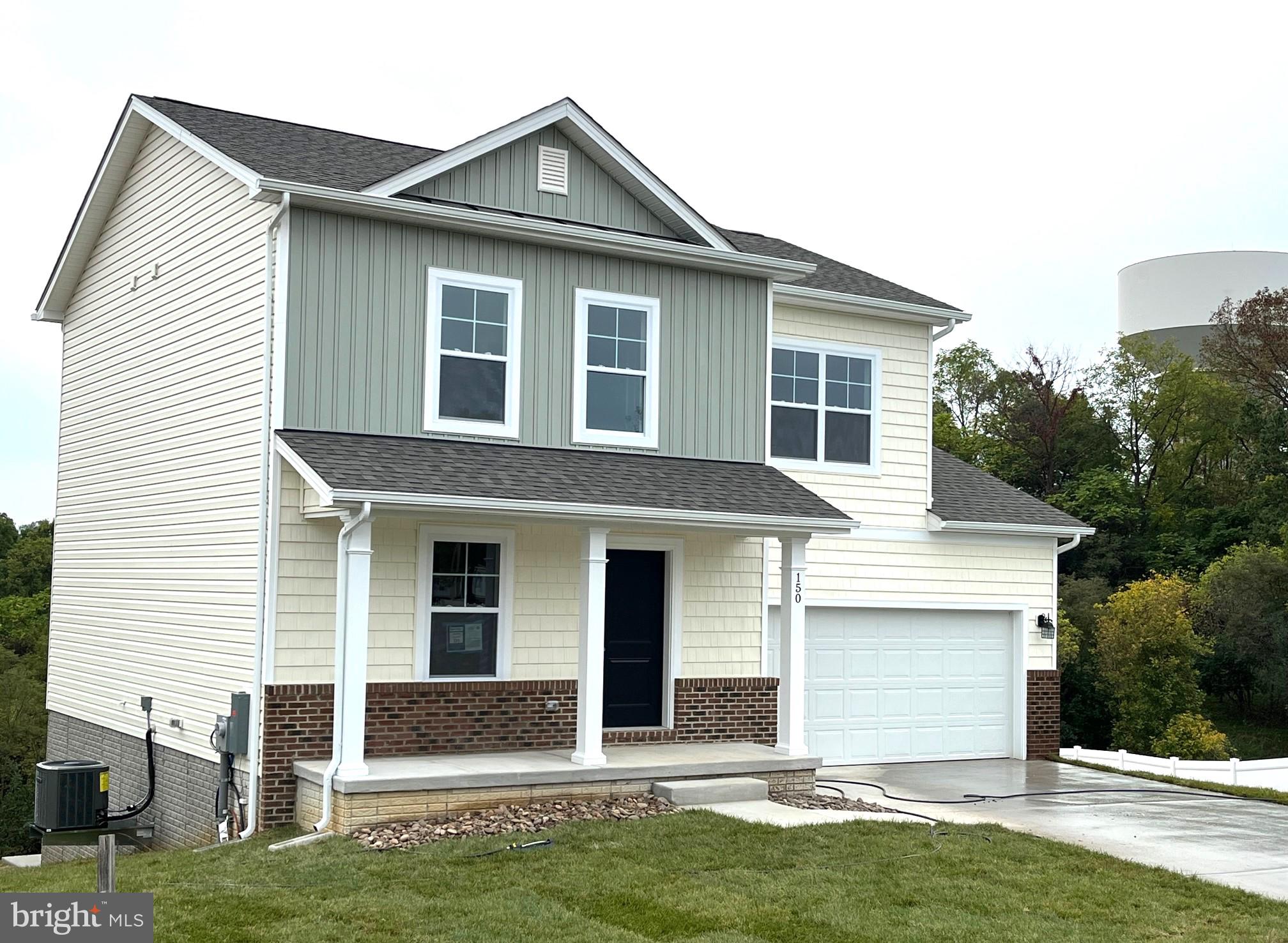 HERITAGE HILLS - Residential