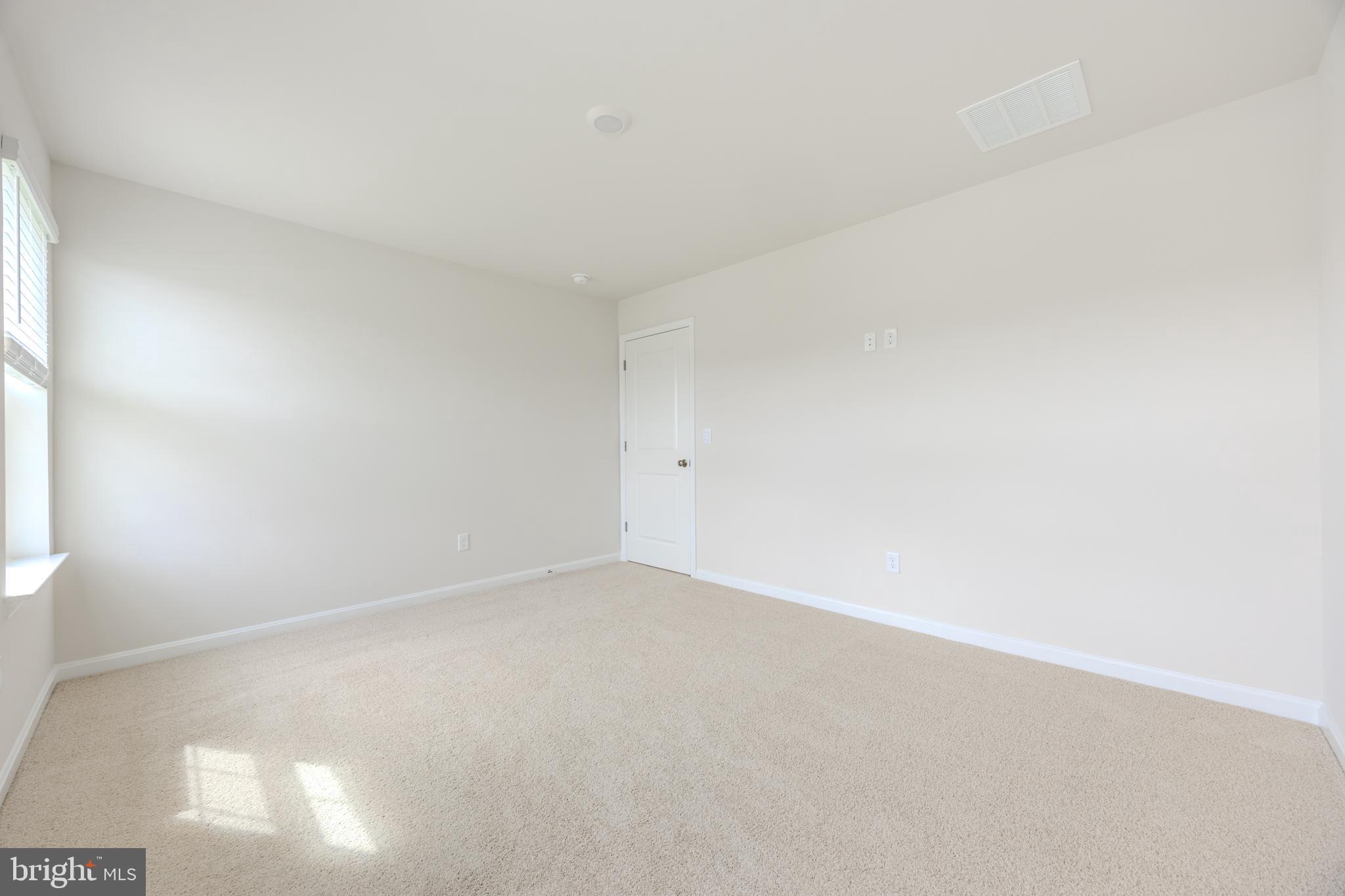 WEST WIND - Residential Lease