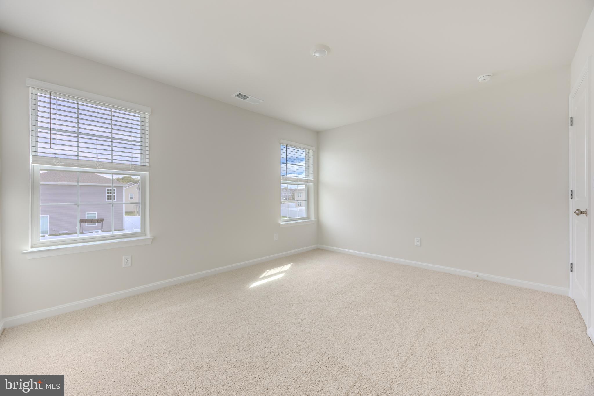 WEST WIND - Residential Lease