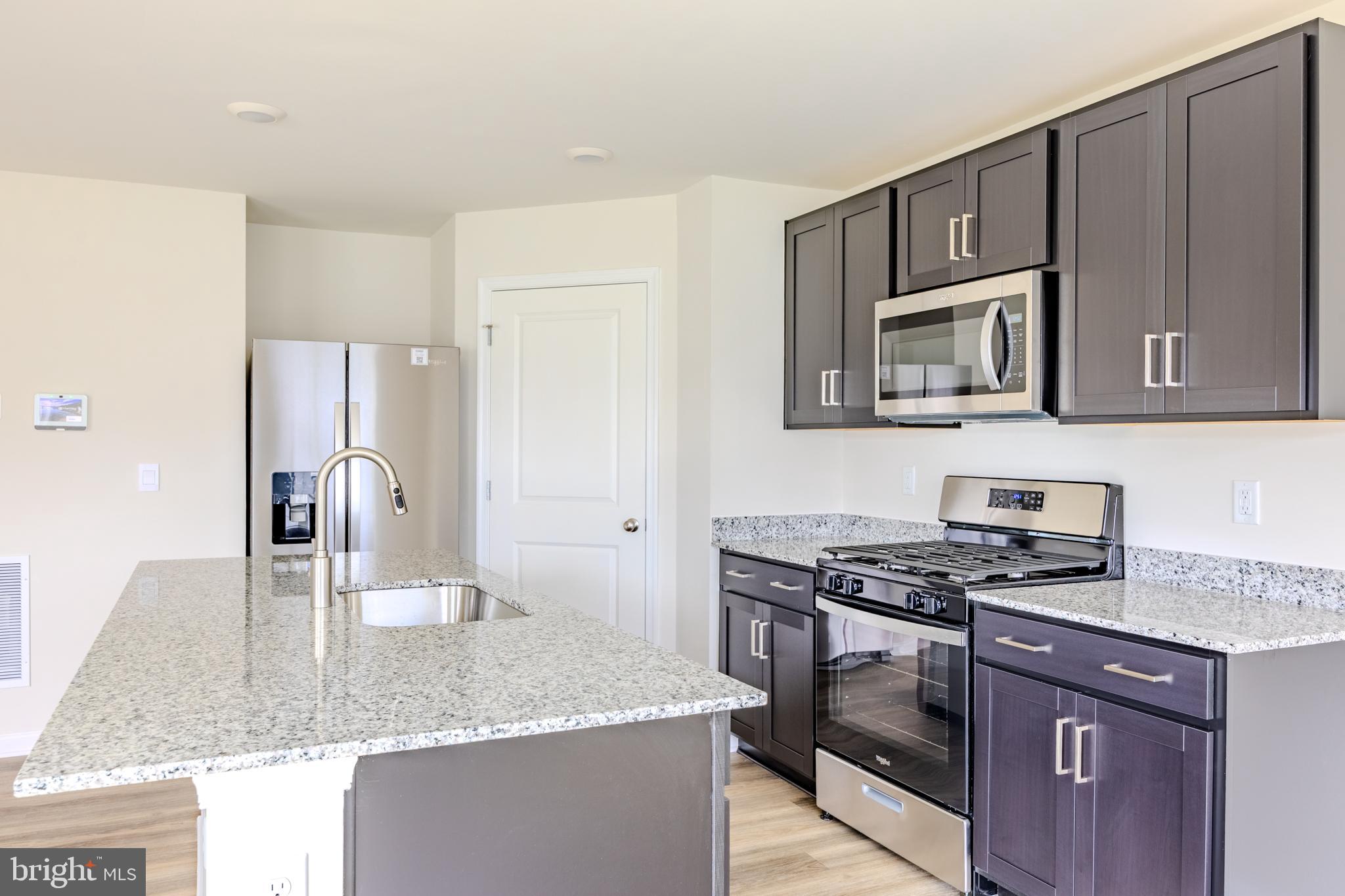 WEST WIND - Residential Lease