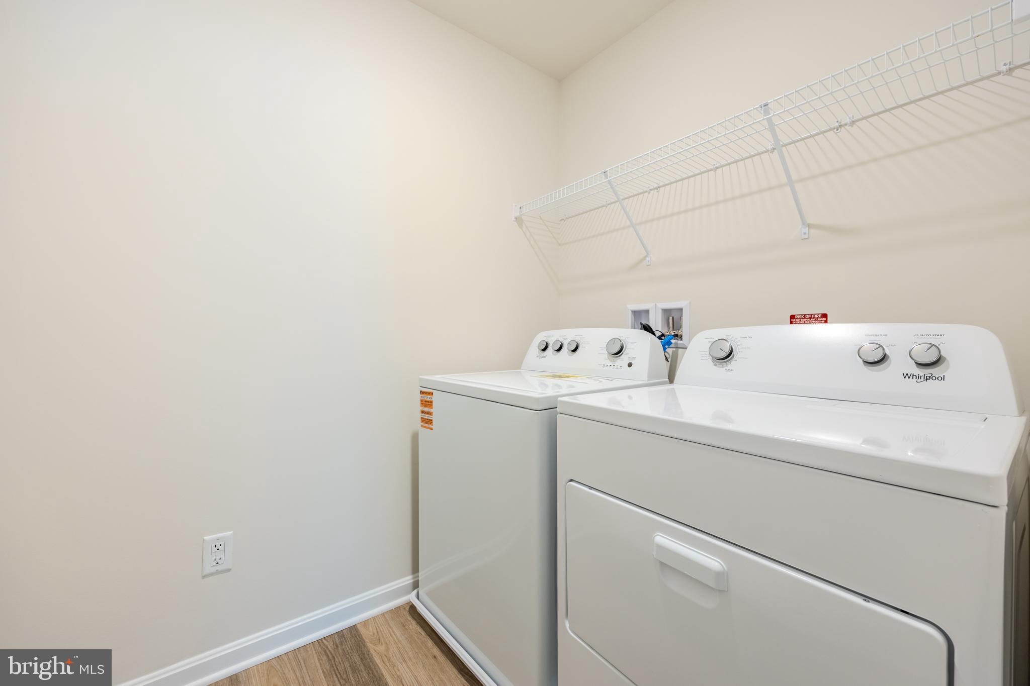 WEST WIND - Residential Lease