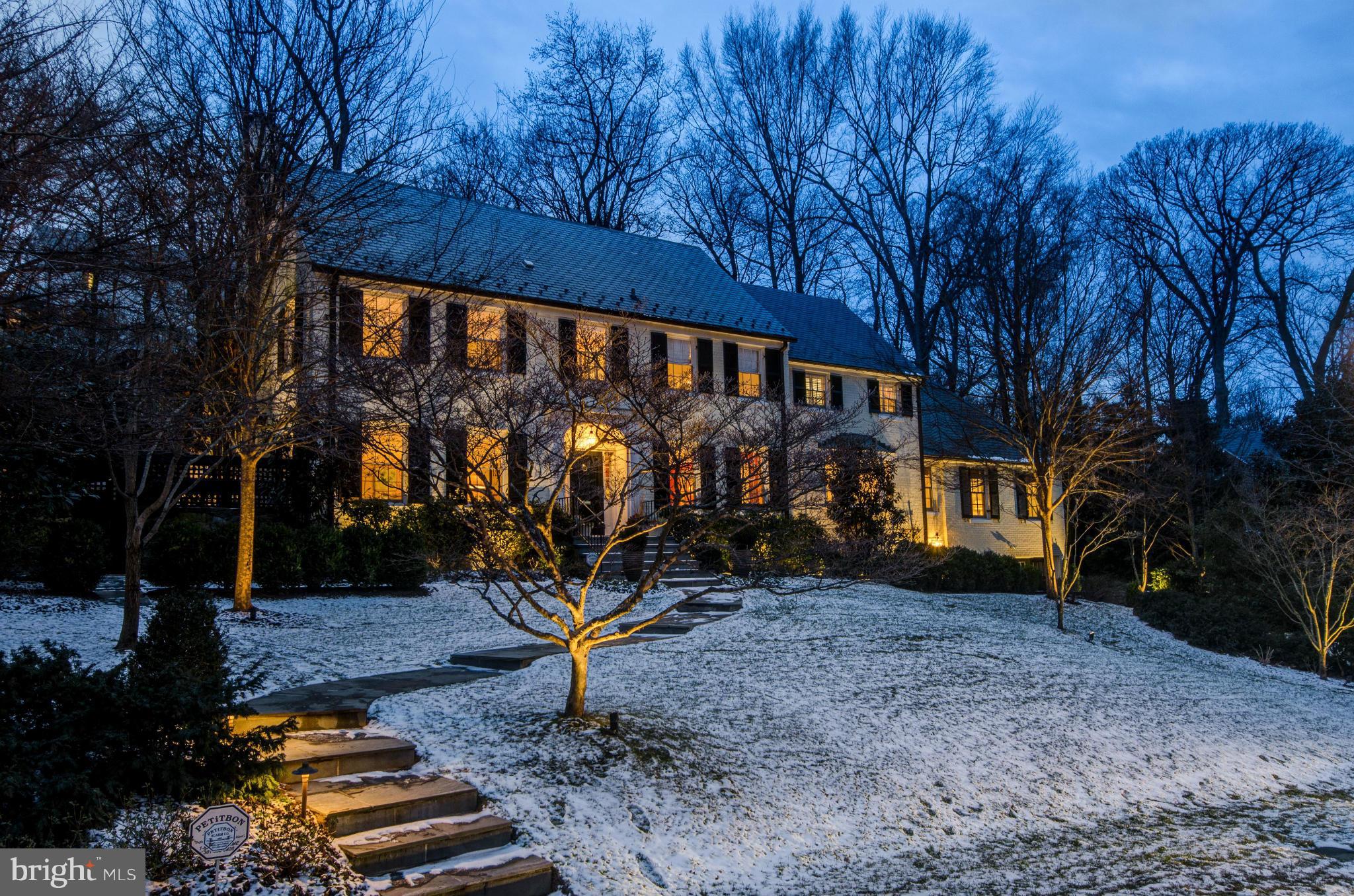 SPRING VALLEY - Residential
