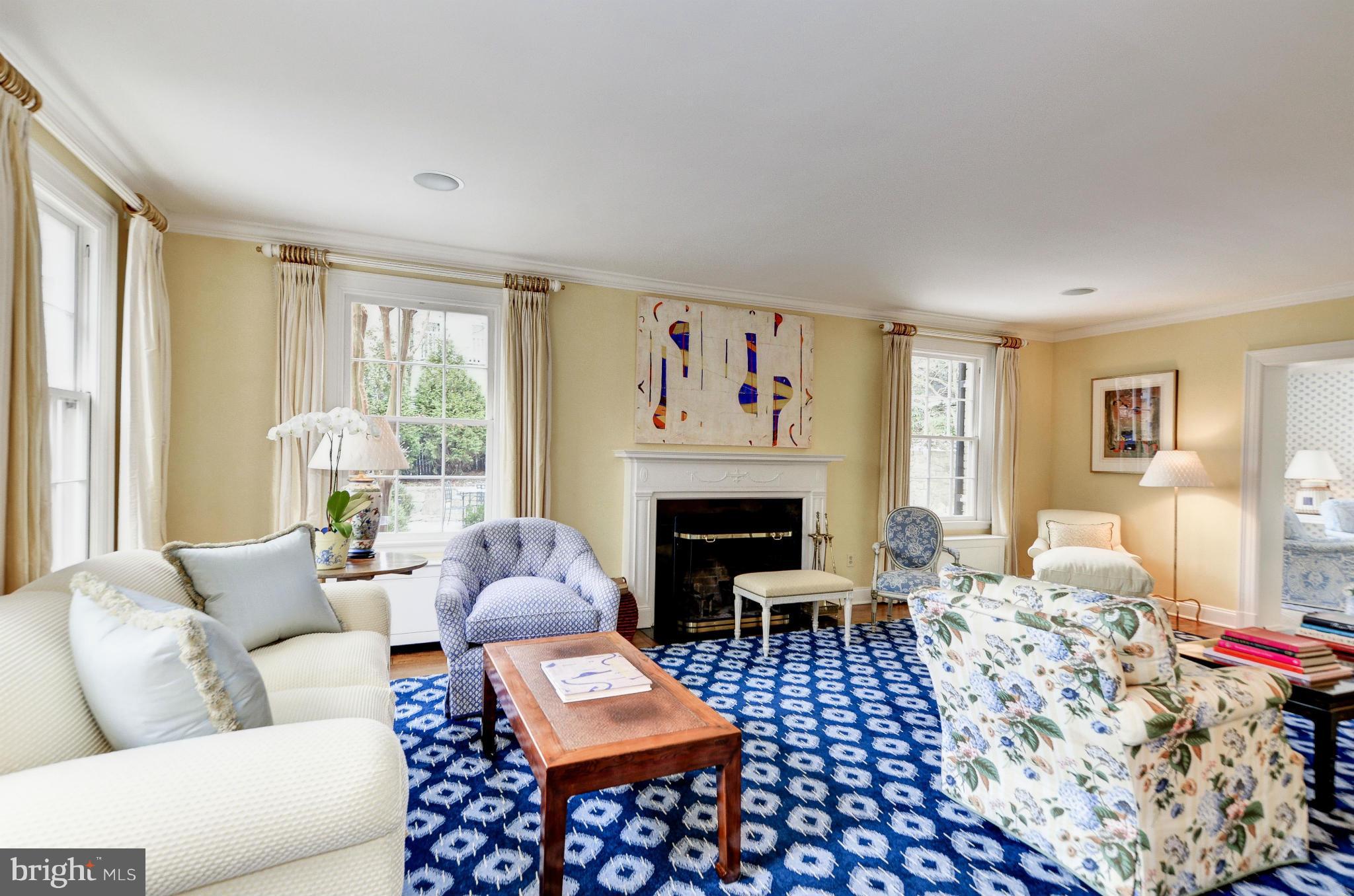 SPRING VALLEY - Residential