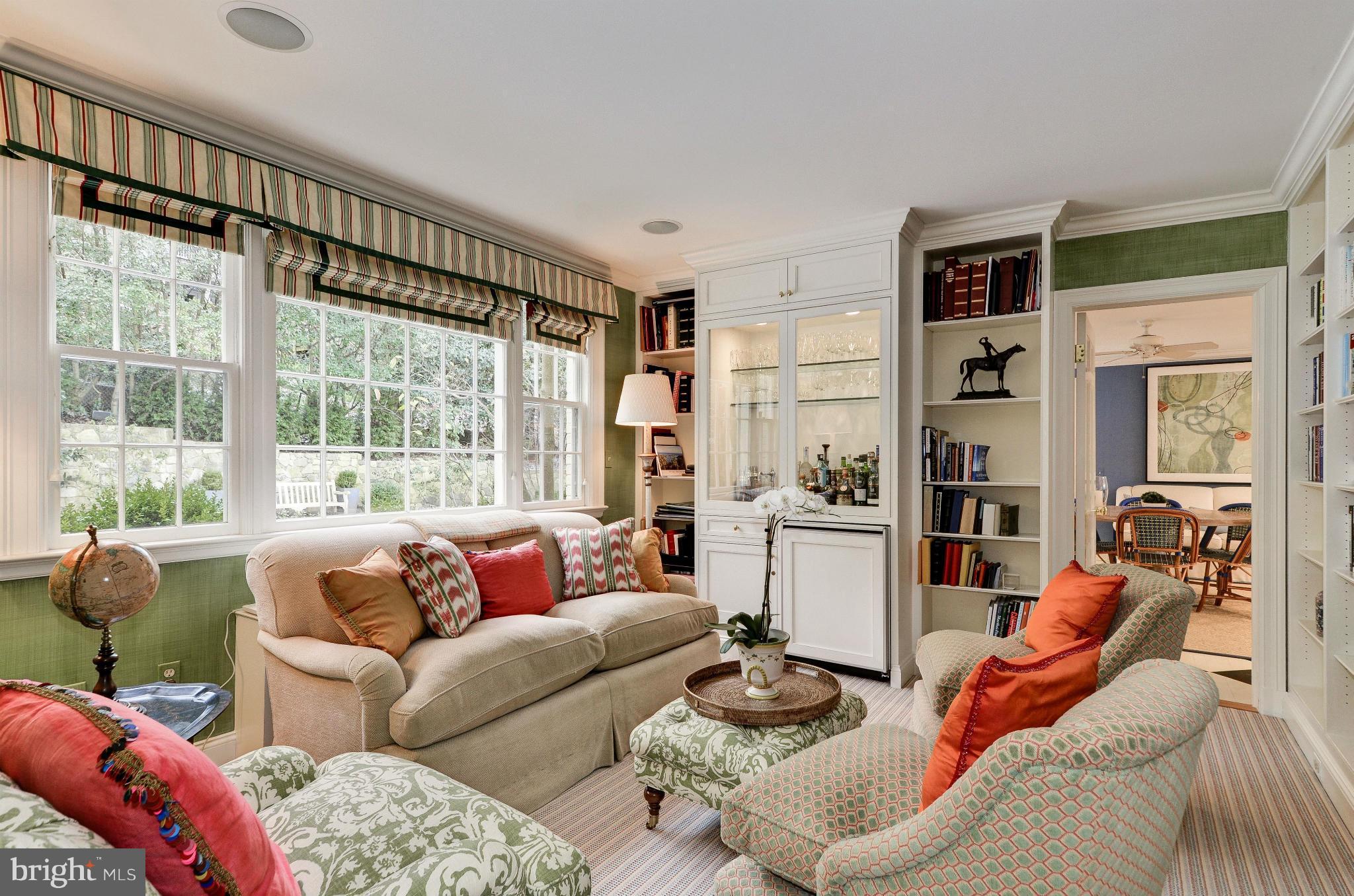 SPRING VALLEY - Residential