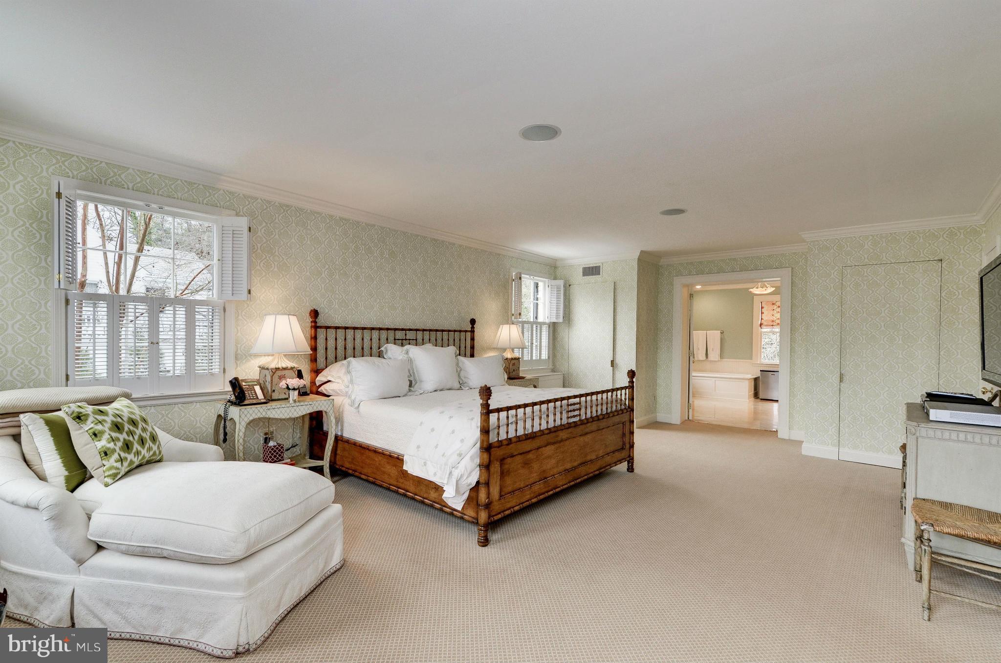 SPRING VALLEY - Residential