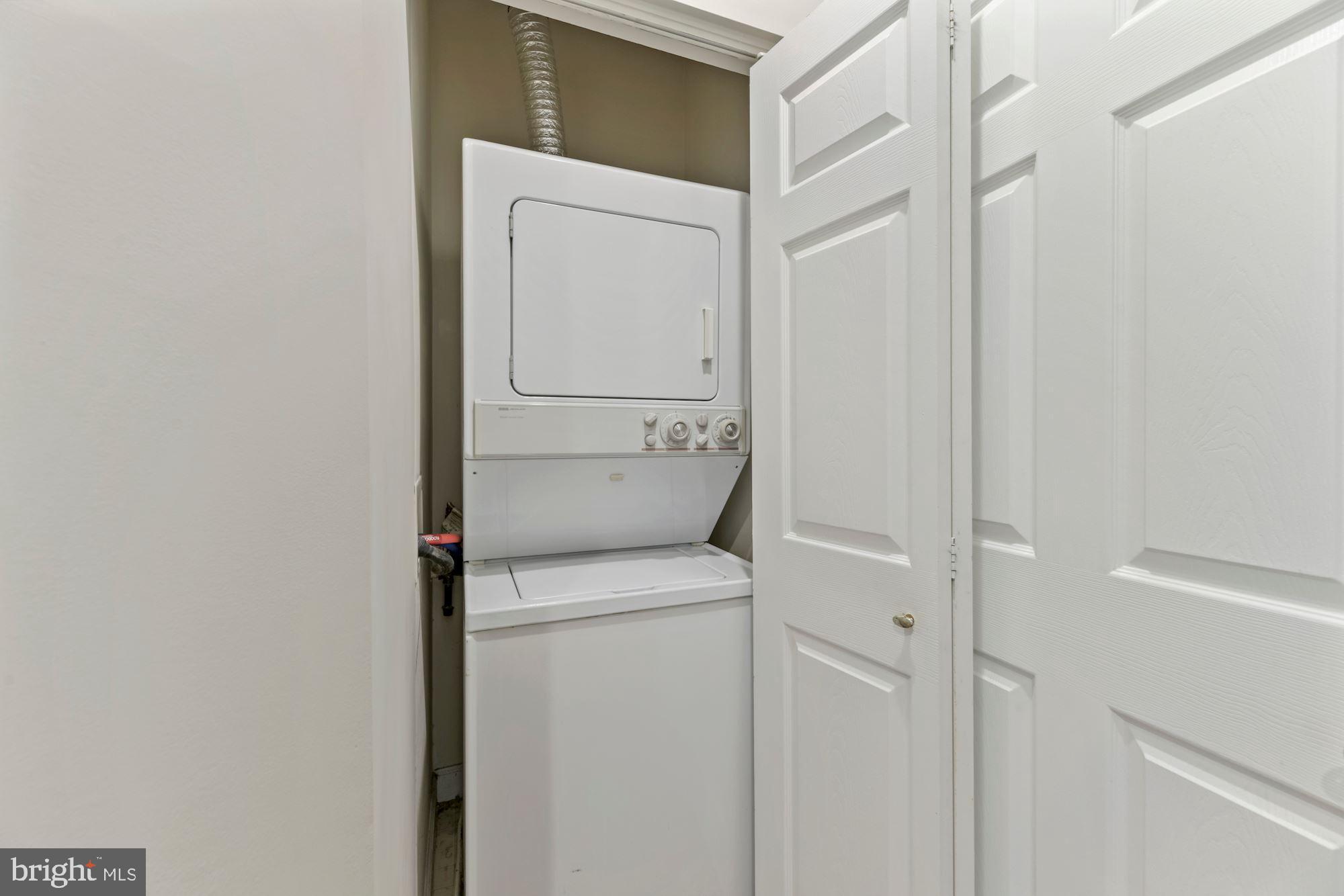 COURTHOUSE HILL - Residential