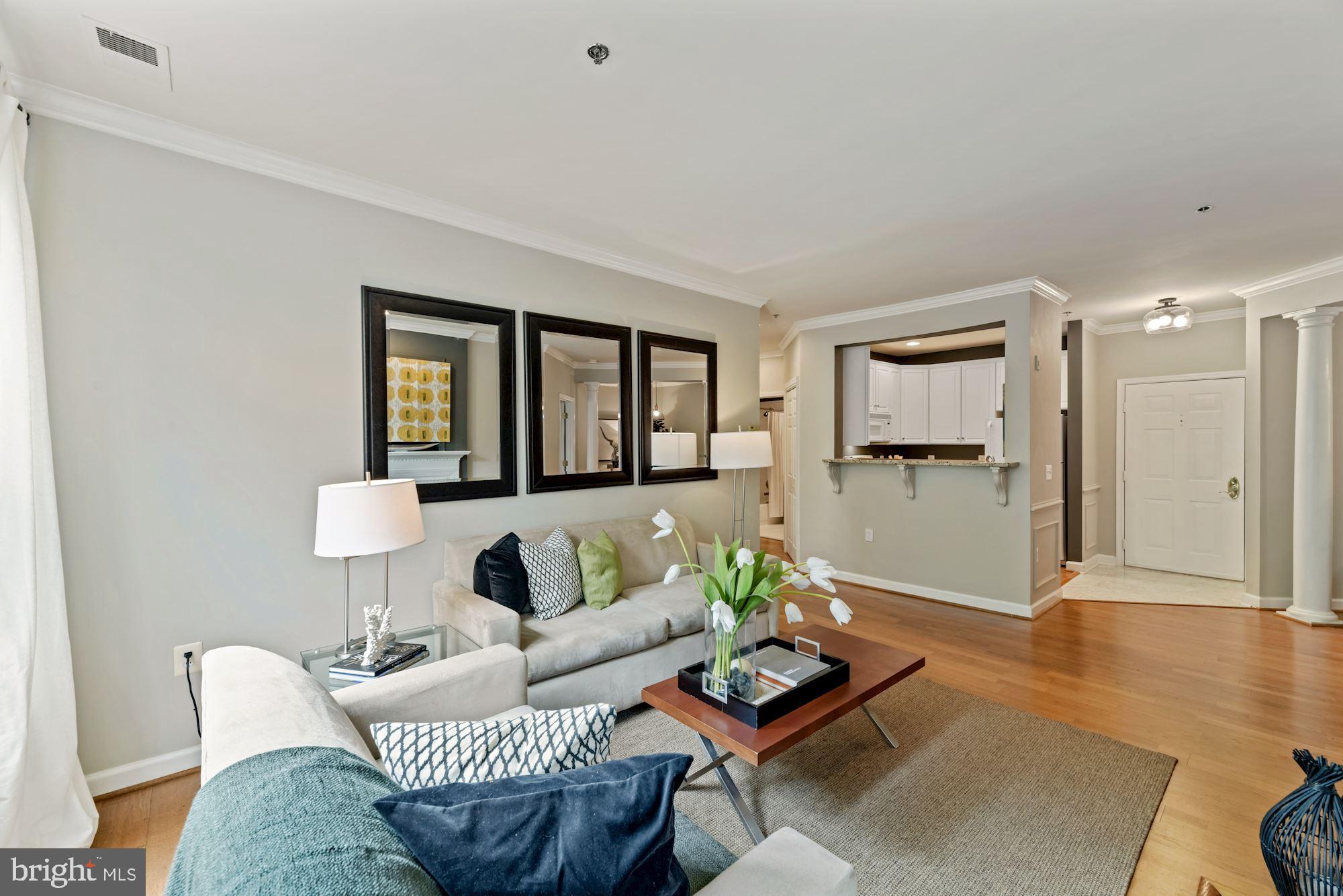 COURTHOUSE HILL - Residential