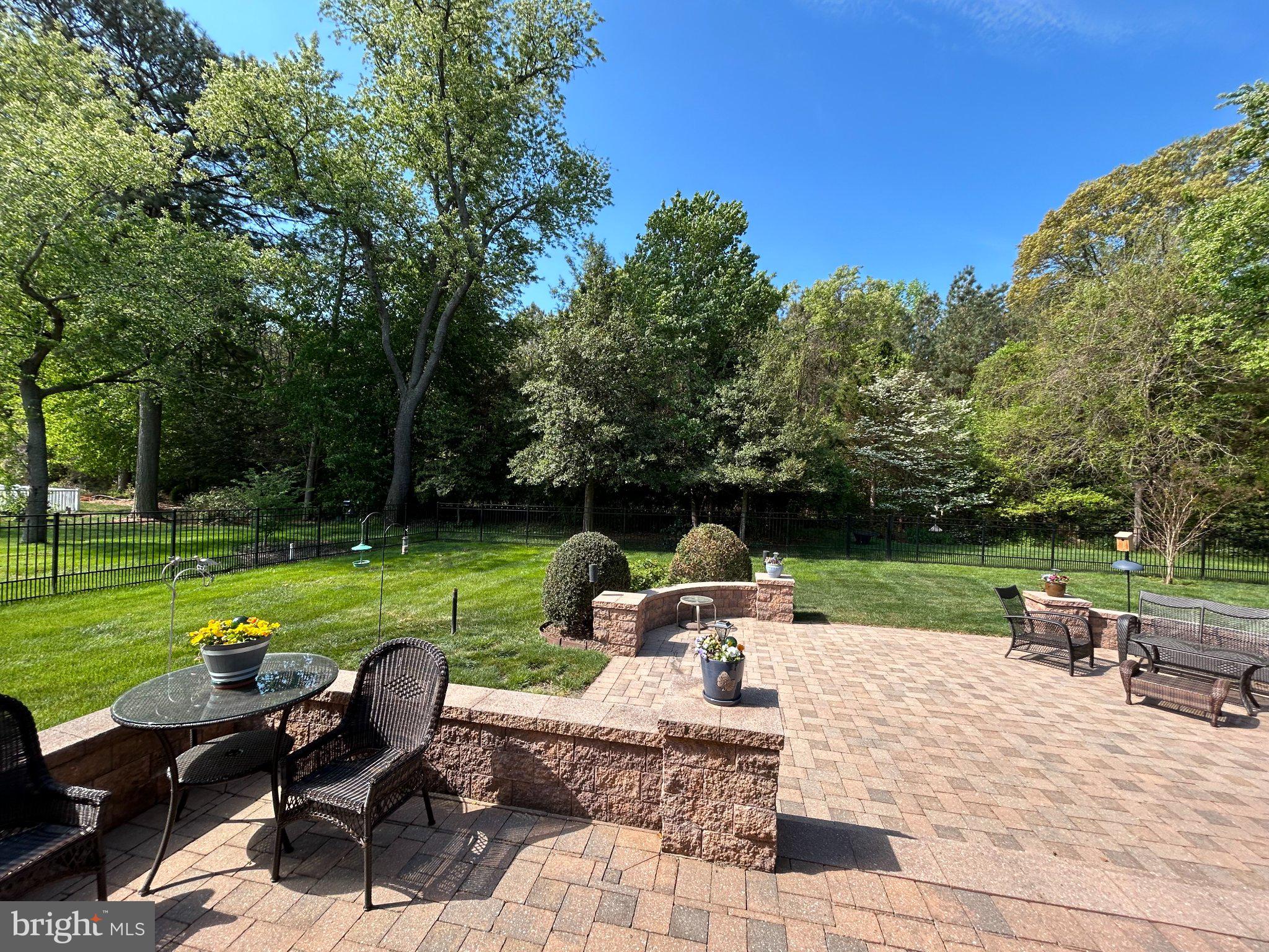 16506 RETREAT CIRCLE