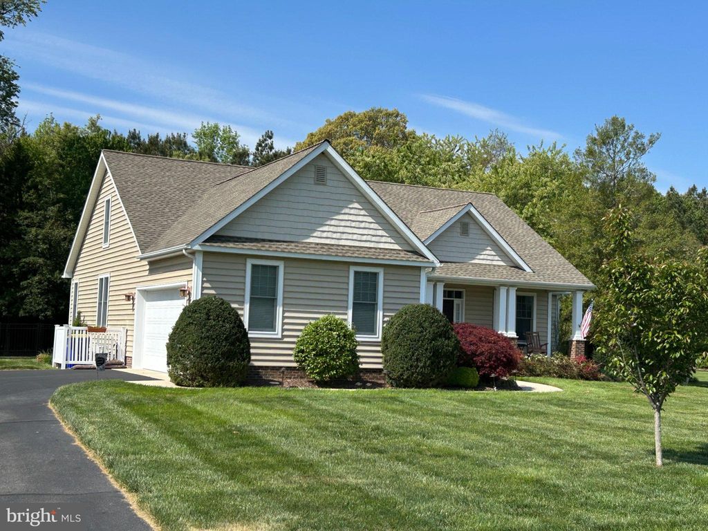Photo of 16506 Retreat Circle, MILFORD, DE 19963 (MLS # DESU2110566)