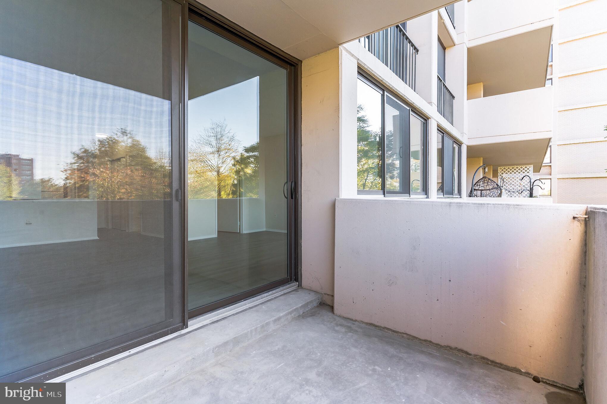 HYDE PARK - Residential